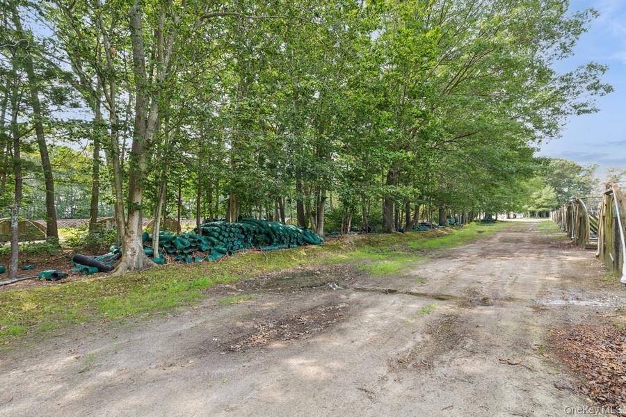 550 / 538 Herricks Lane, Jamesport, NY 11901