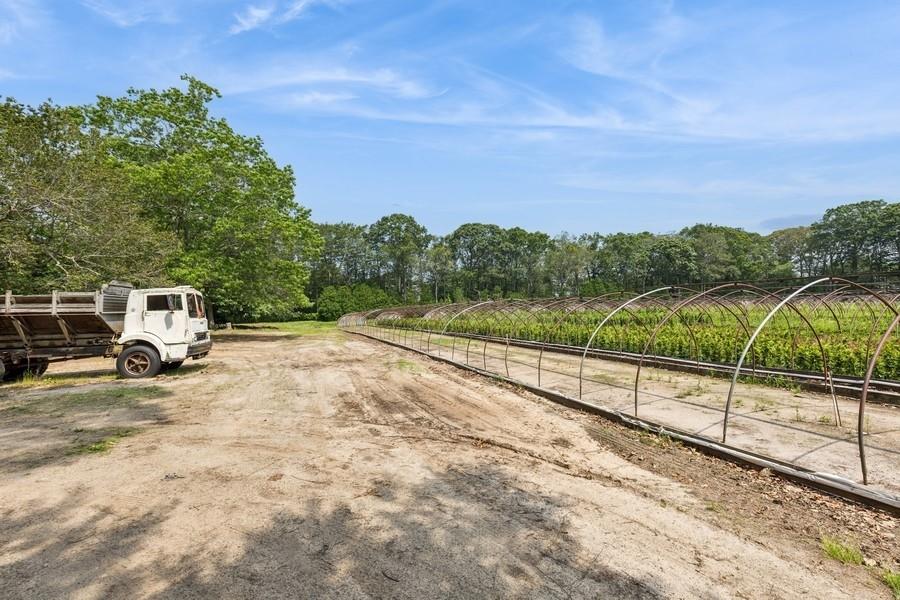 550 / 538 Herricks Lane, Jamesport, NY 11901