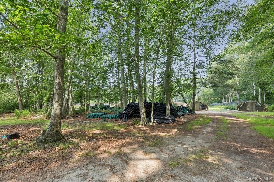 550 / 538 Herricks Lane, Jamesport, NY 11901