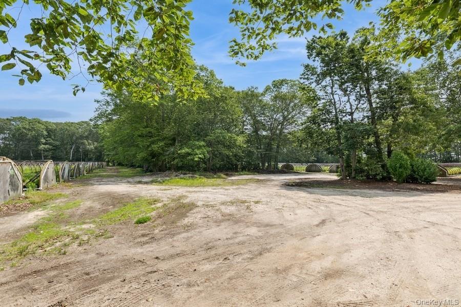 550 / 538 Herricks Lane, Jamesport, NY 11901