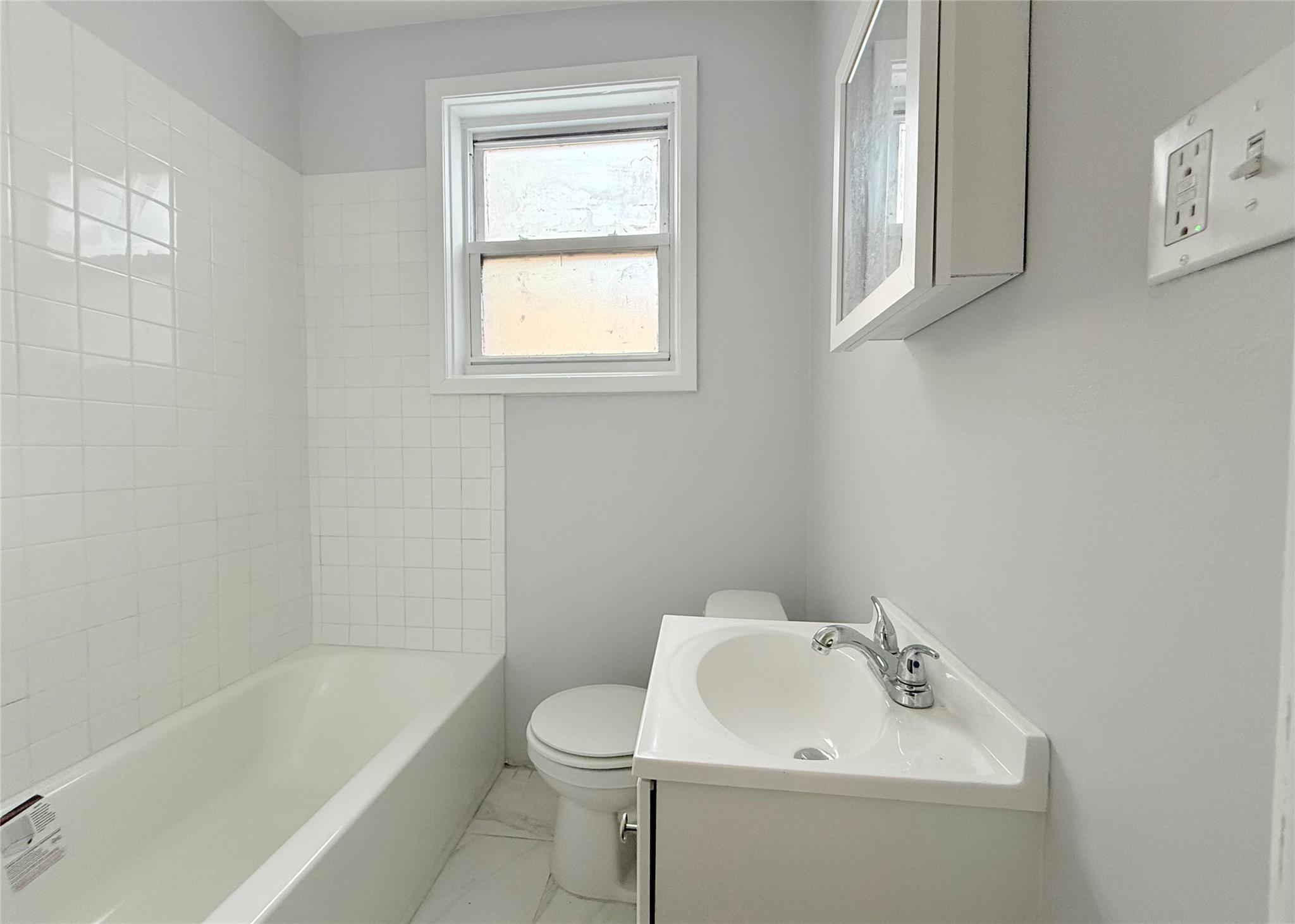 230 Mamaroneck Avenue # 5, Mamaroneck, NY 10543