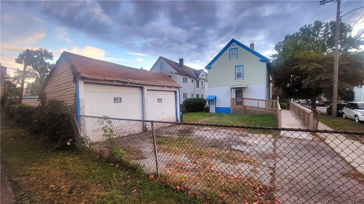 313 Mansion St, Poughkeepsie, NY 12601