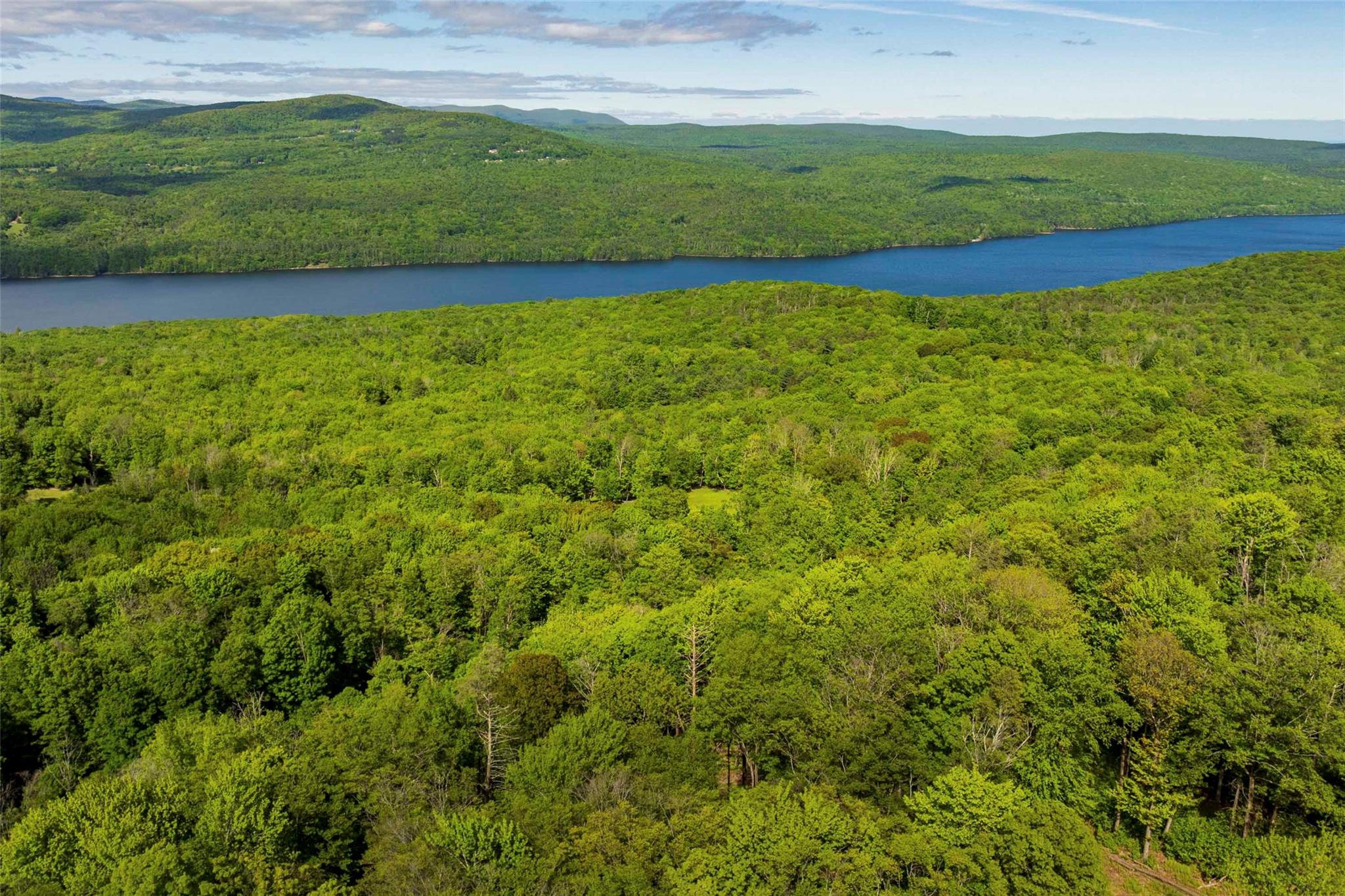 1 Red Rock Road, Wawarsing, NY 12489