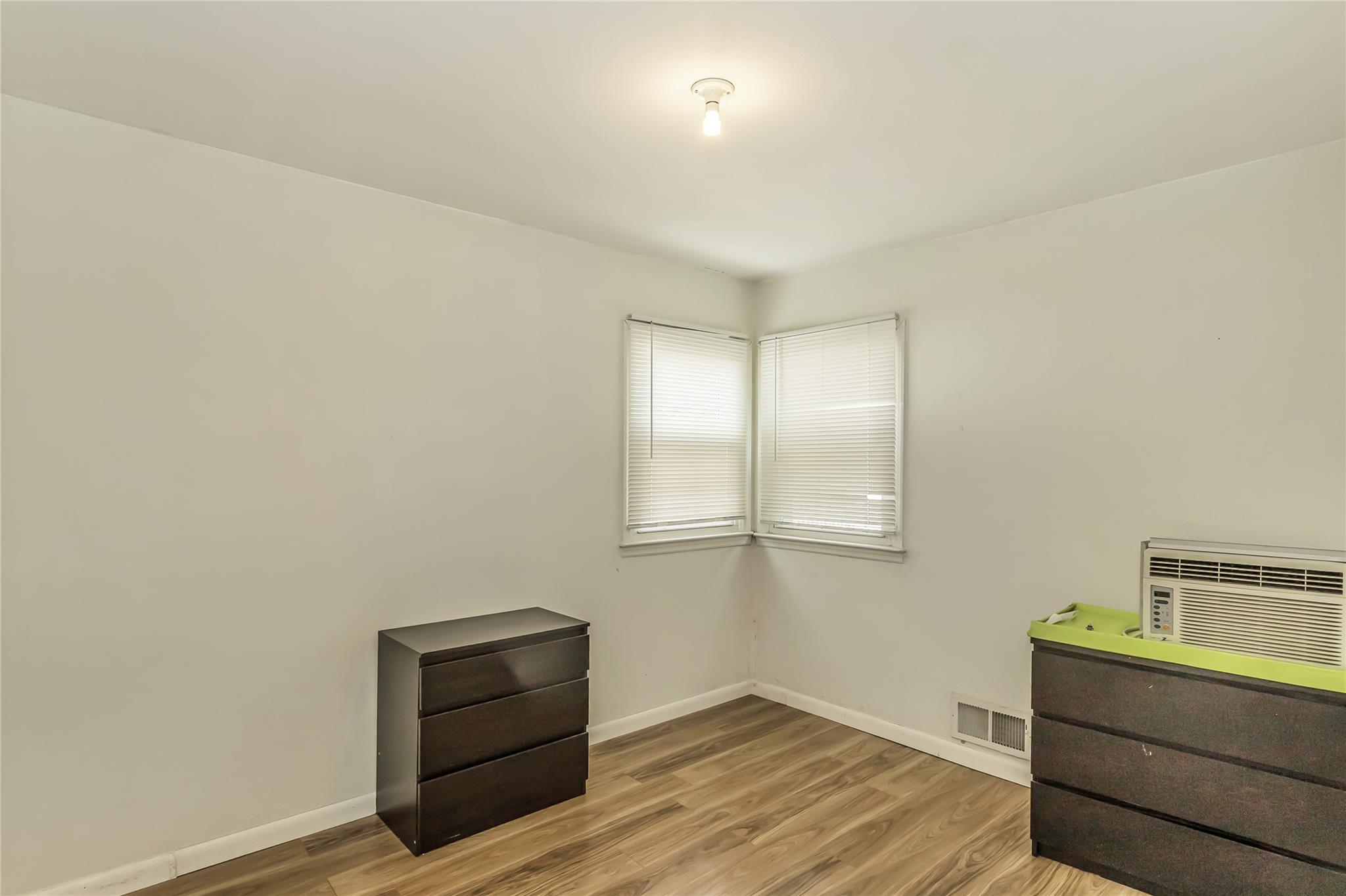 18 Hilliard Avenue, Central Islip, NY 11722