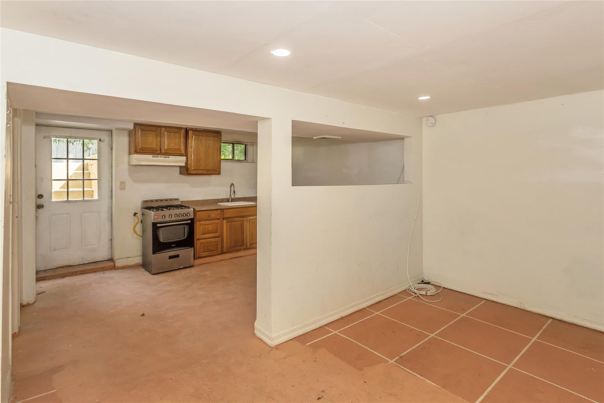 18 Hilliard Avenue, Central Islip, NY 11722