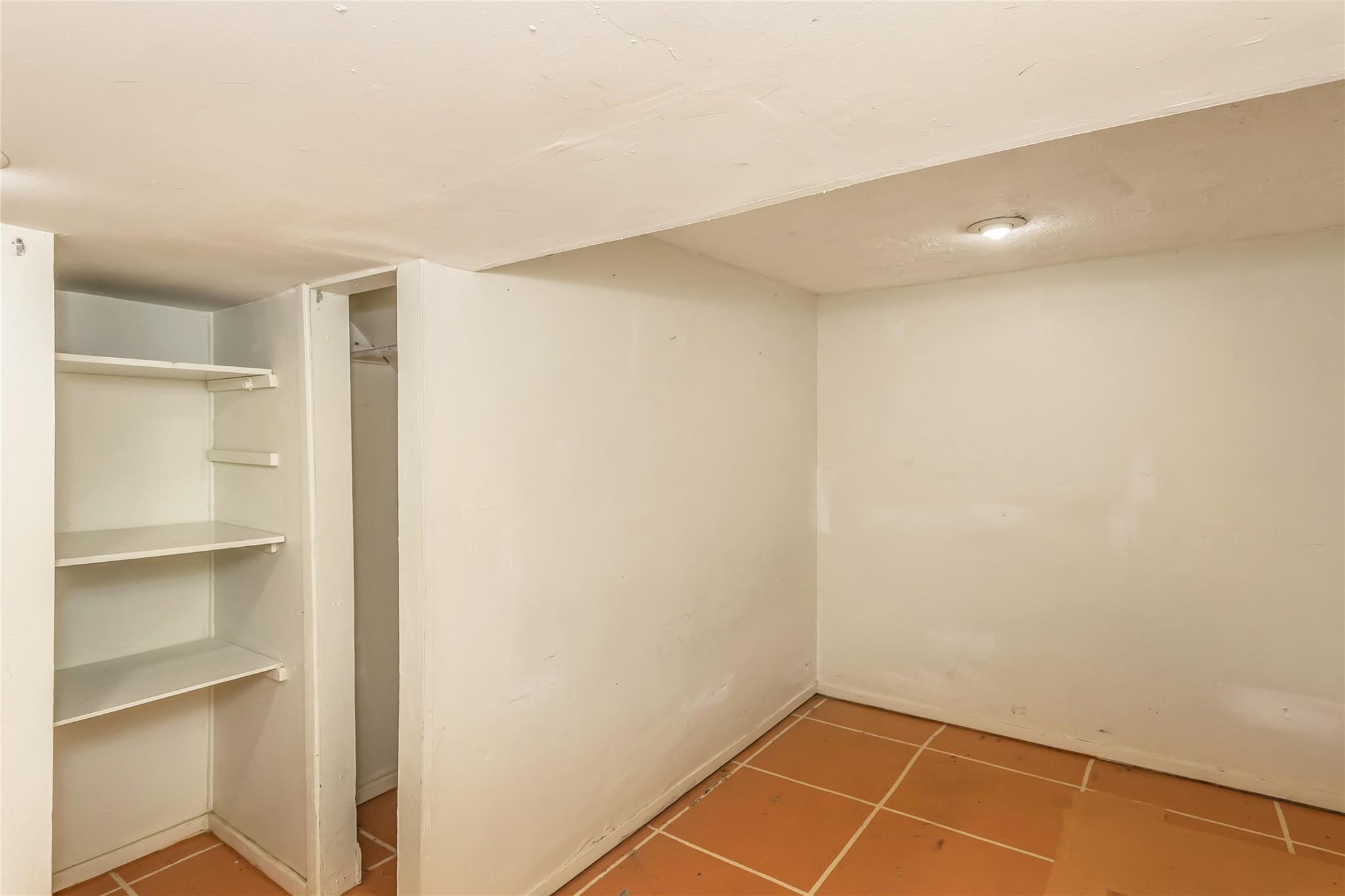 18 Hilliard Avenue, Central Islip, NY 11722