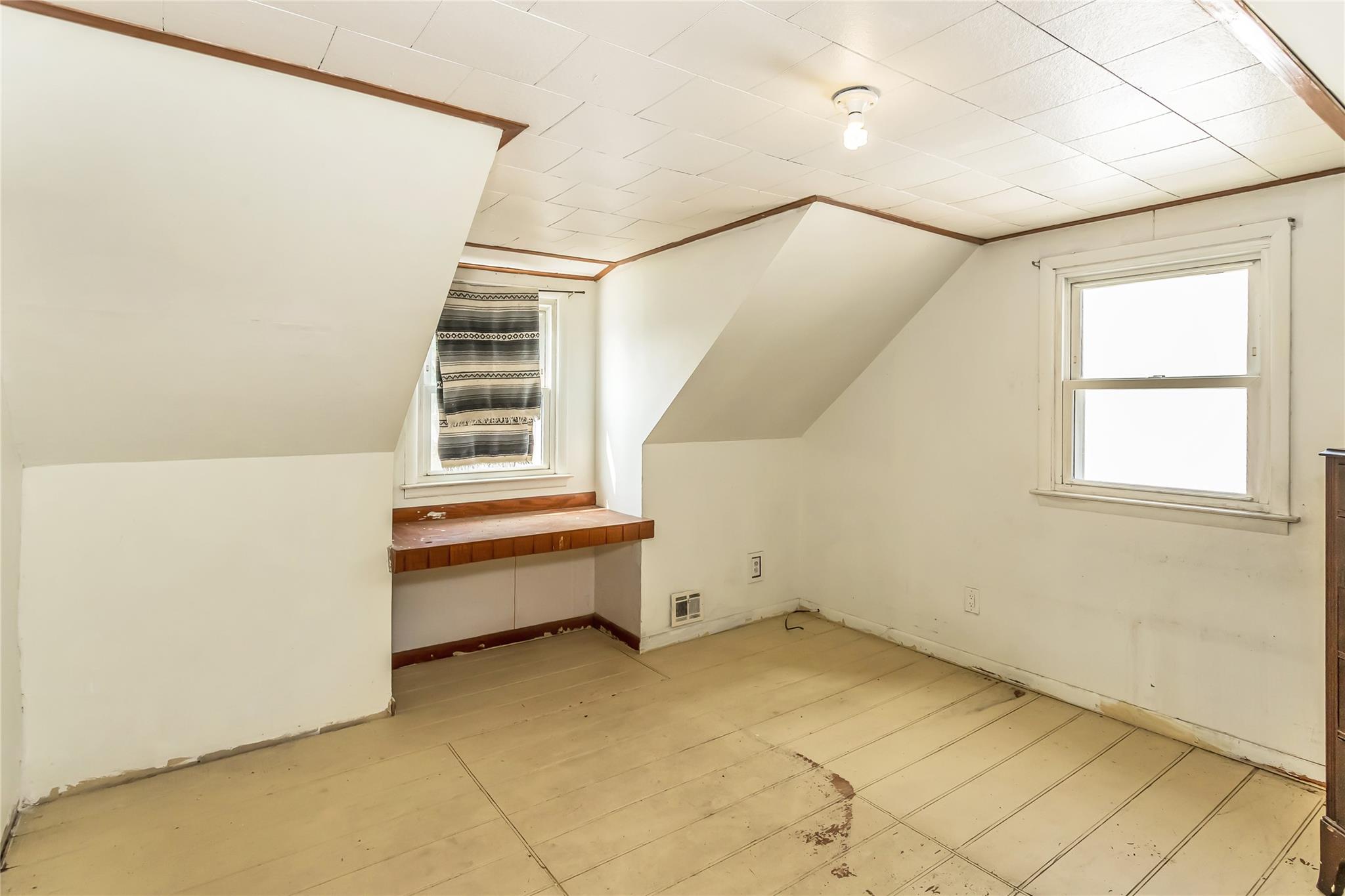 18 Hilliard Avenue, Central Islip, NY 11722