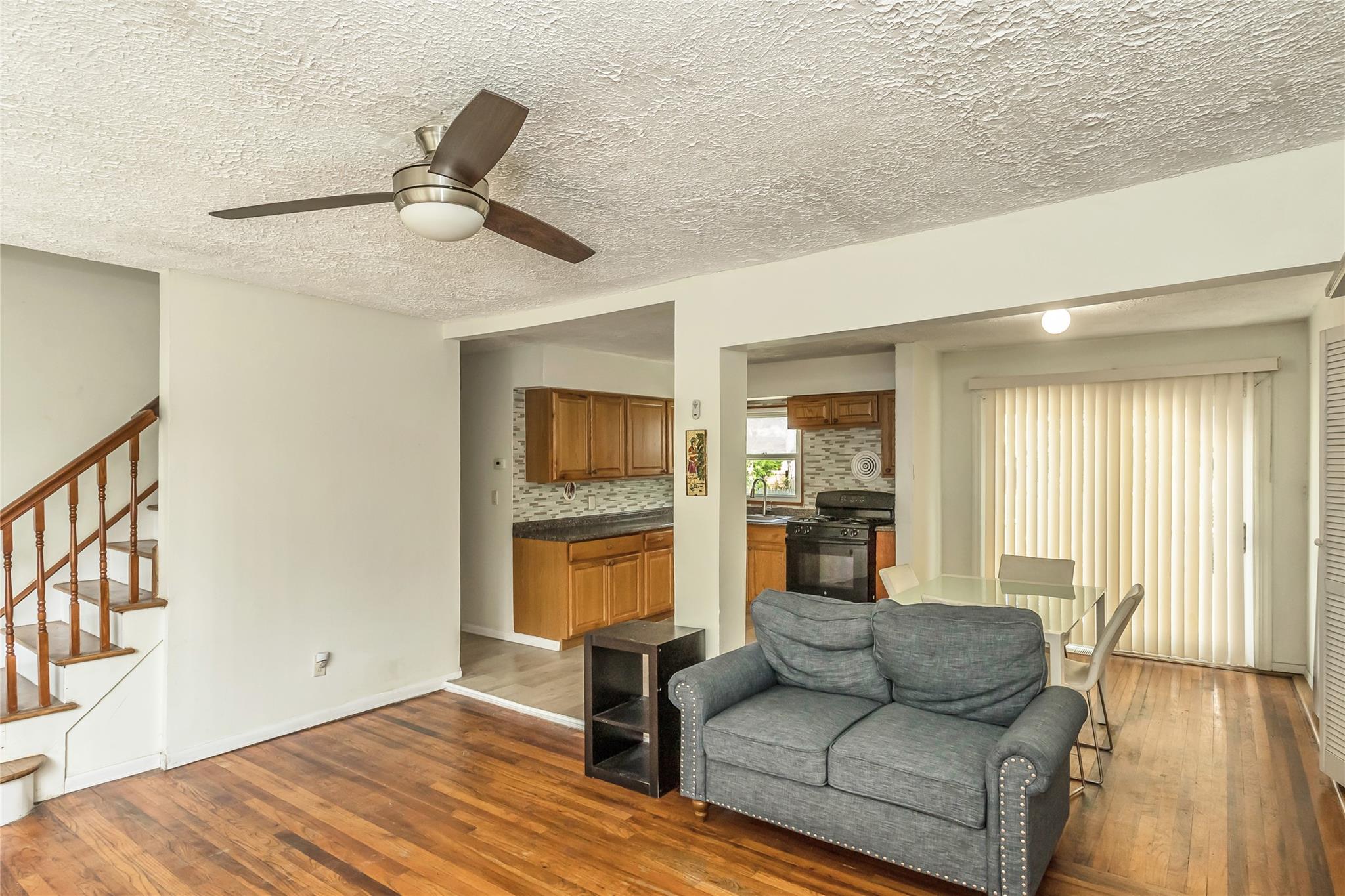 18 Hilliard Avenue, Central Islip, NY 11722