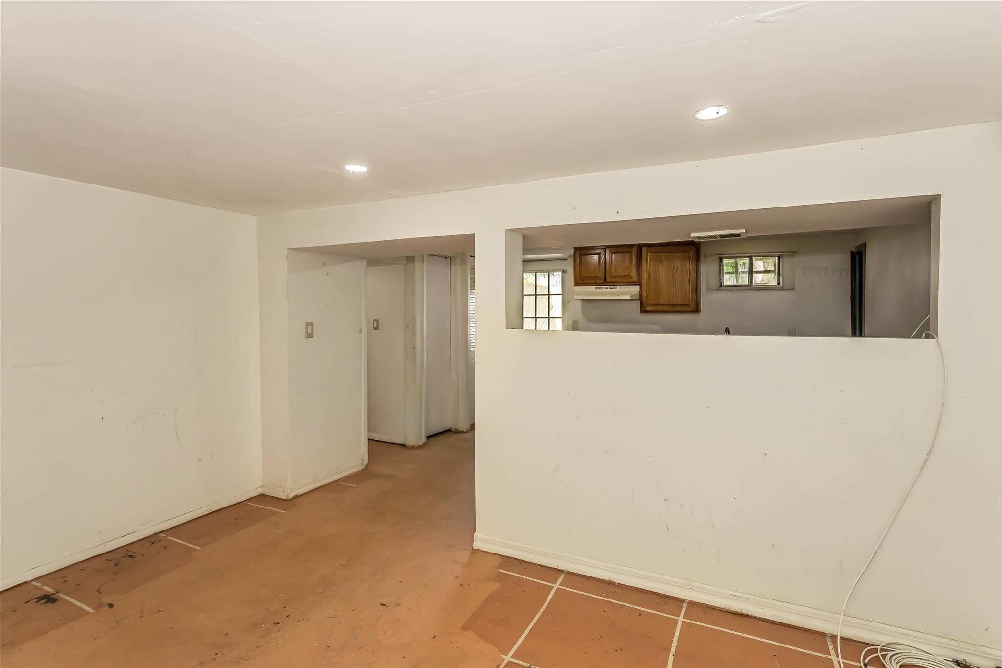 18 Hilliard Avenue, Central Islip, NY 11722