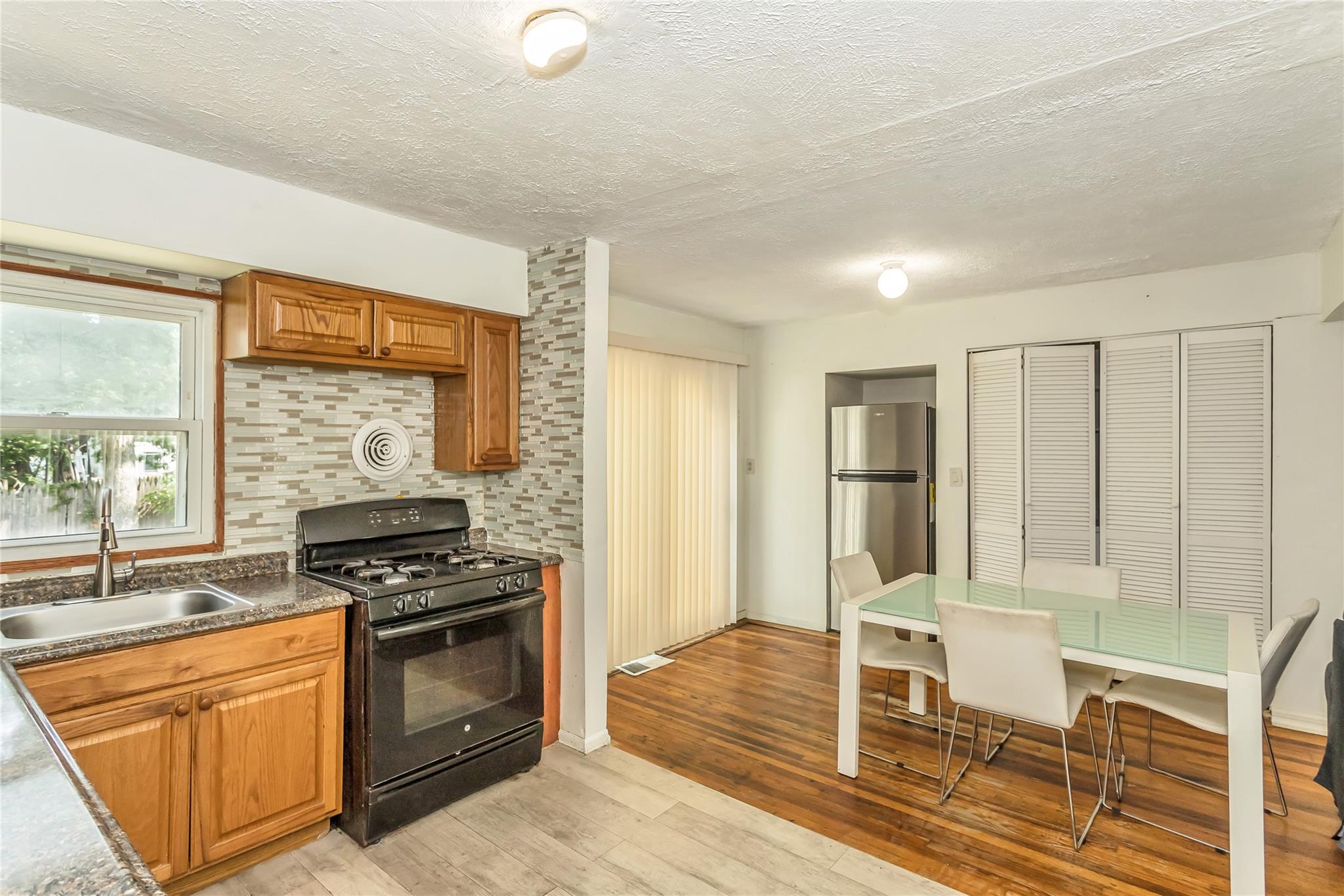 18 Hilliard Avenue, Central Islip, NY 11722