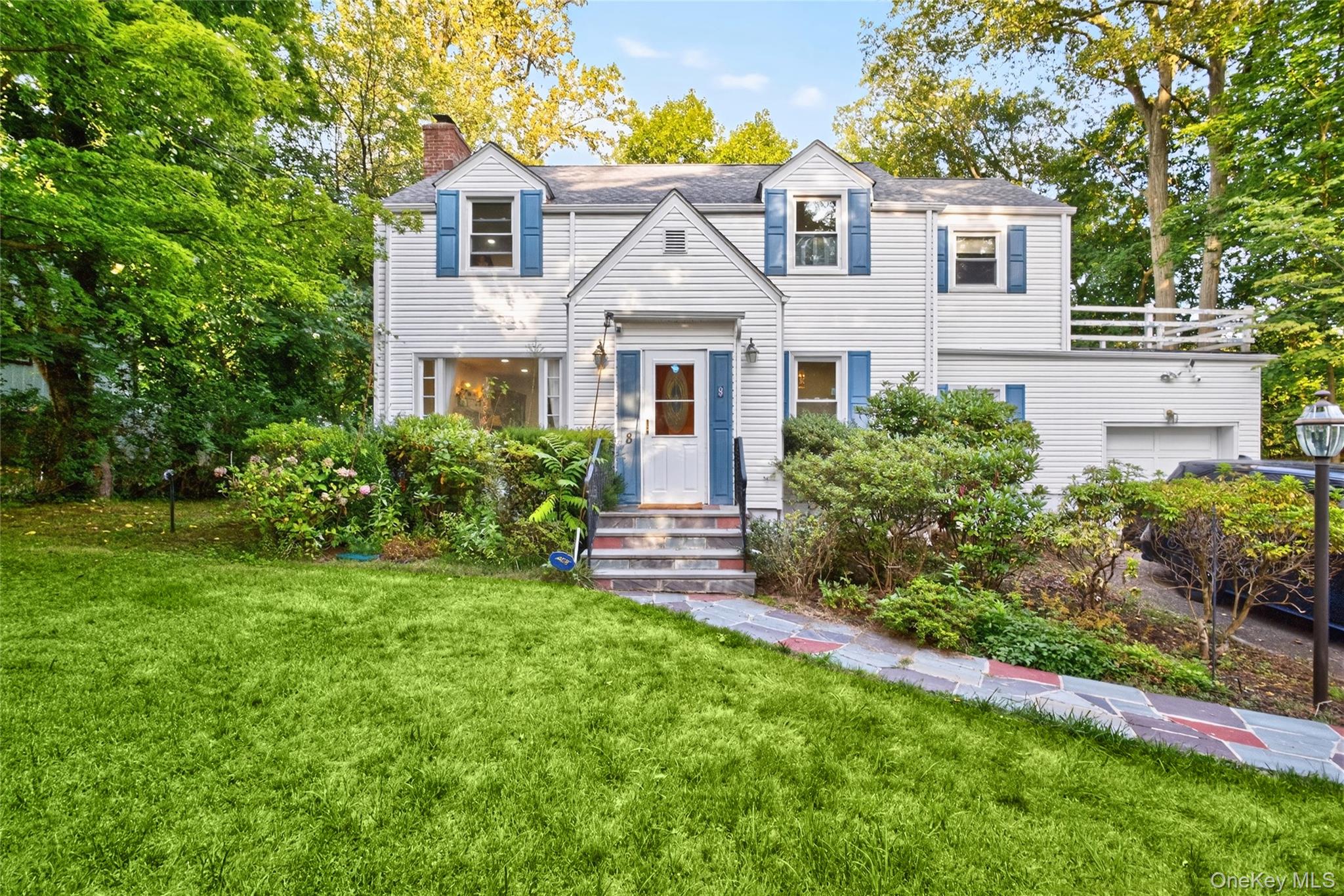 8 Beechwood Road, Hartsdale, NY 10530