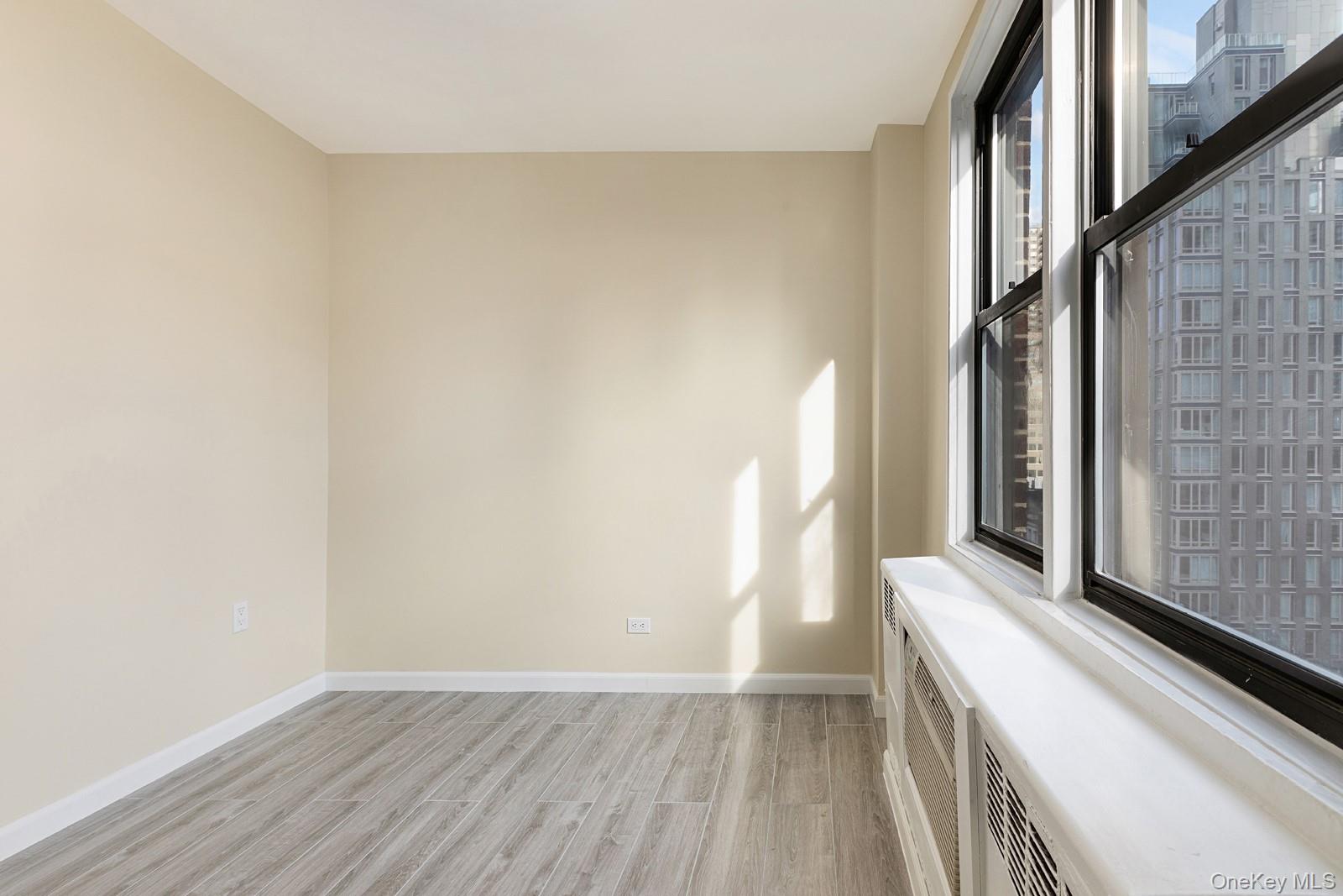 241 E 76th Street # 9I, New York (Manhattan), NY 10021