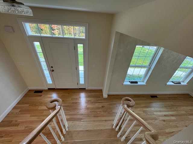 4 Jefferson Avenue, New Windsor, NY 12553