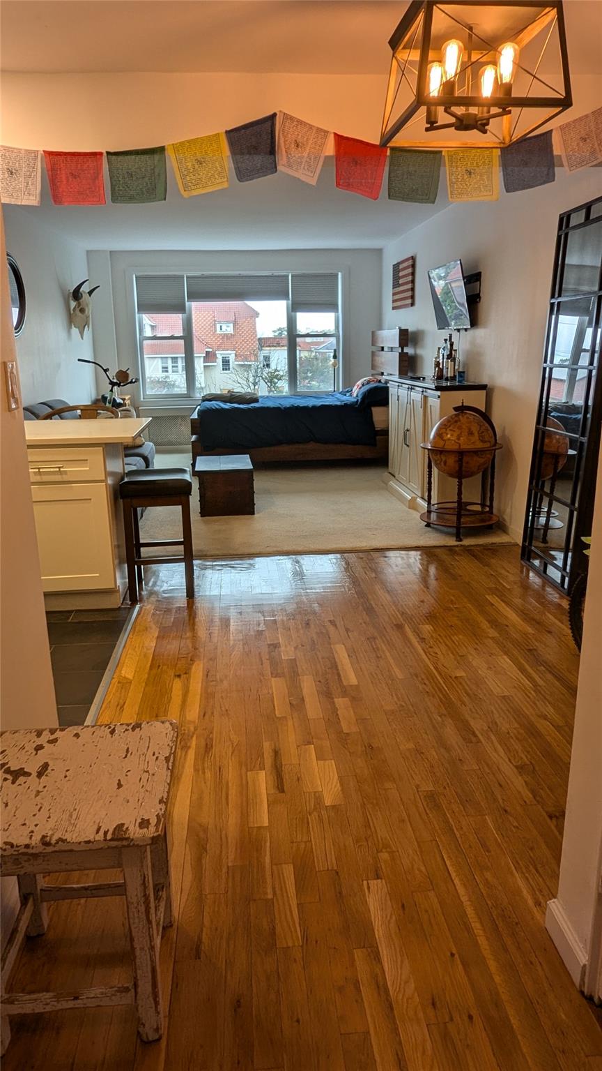 1 E Broadway # 3R, Long Beach, NY 11561