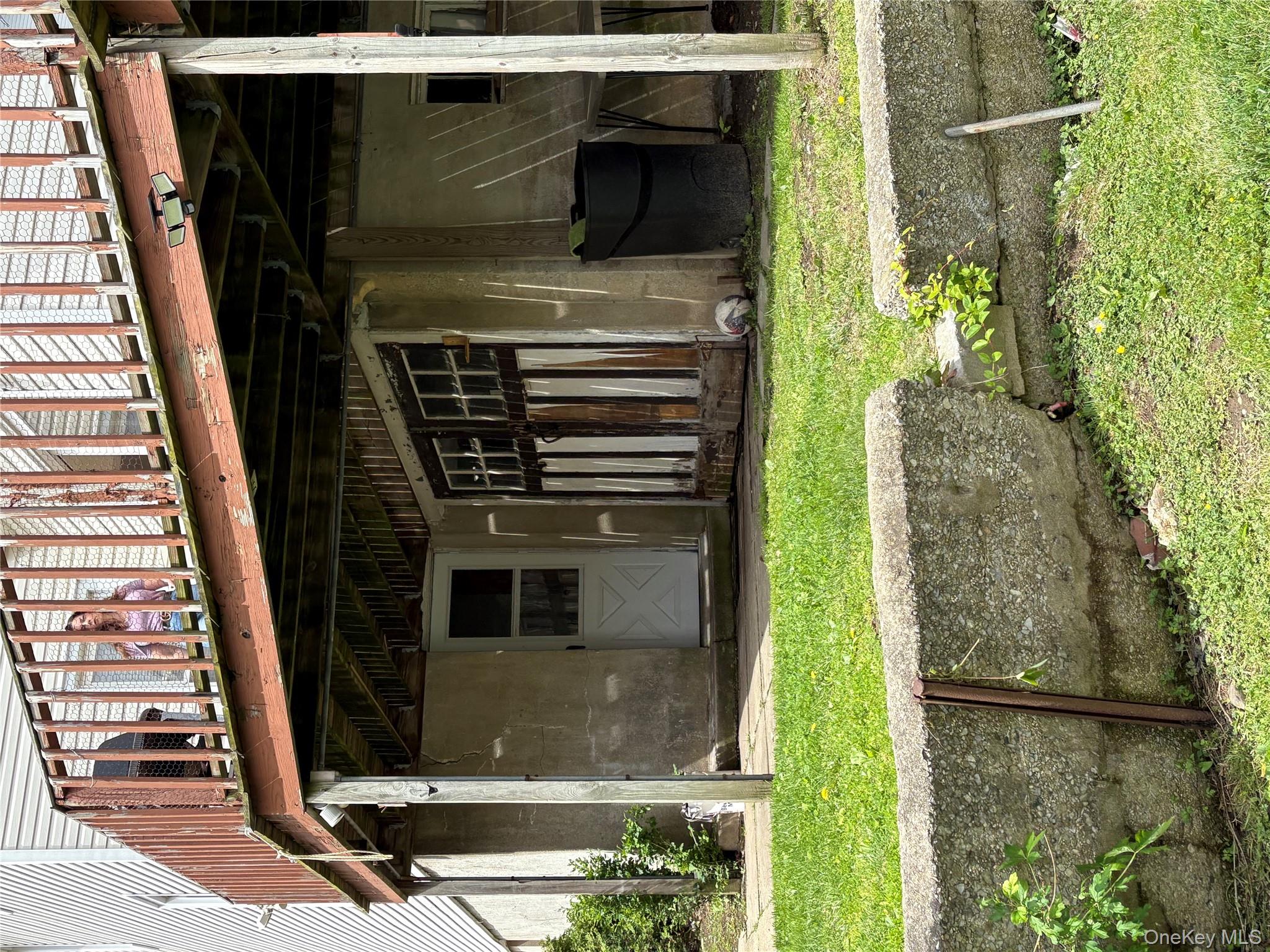 840 Hollywood Avenue, Bronx, NY 10465