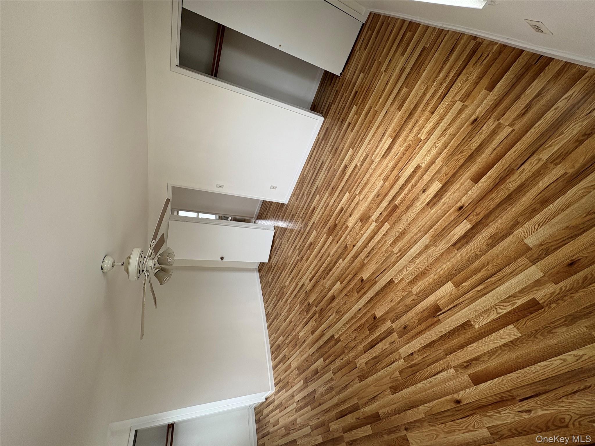 840 Hollywood Avenue, Bronx, NY 10465