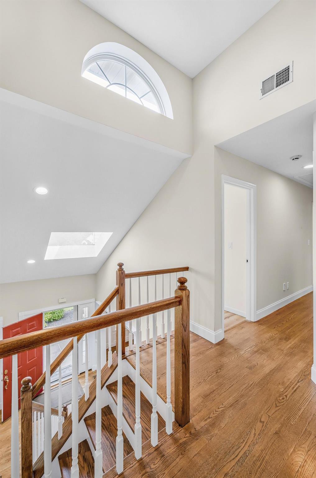 8 Tecumseh Court, Commack, NY 11725