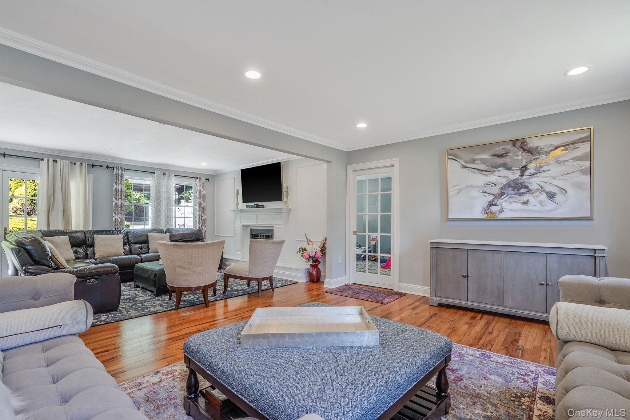 11 Country Squire Court, Dix Hills, NY 11746