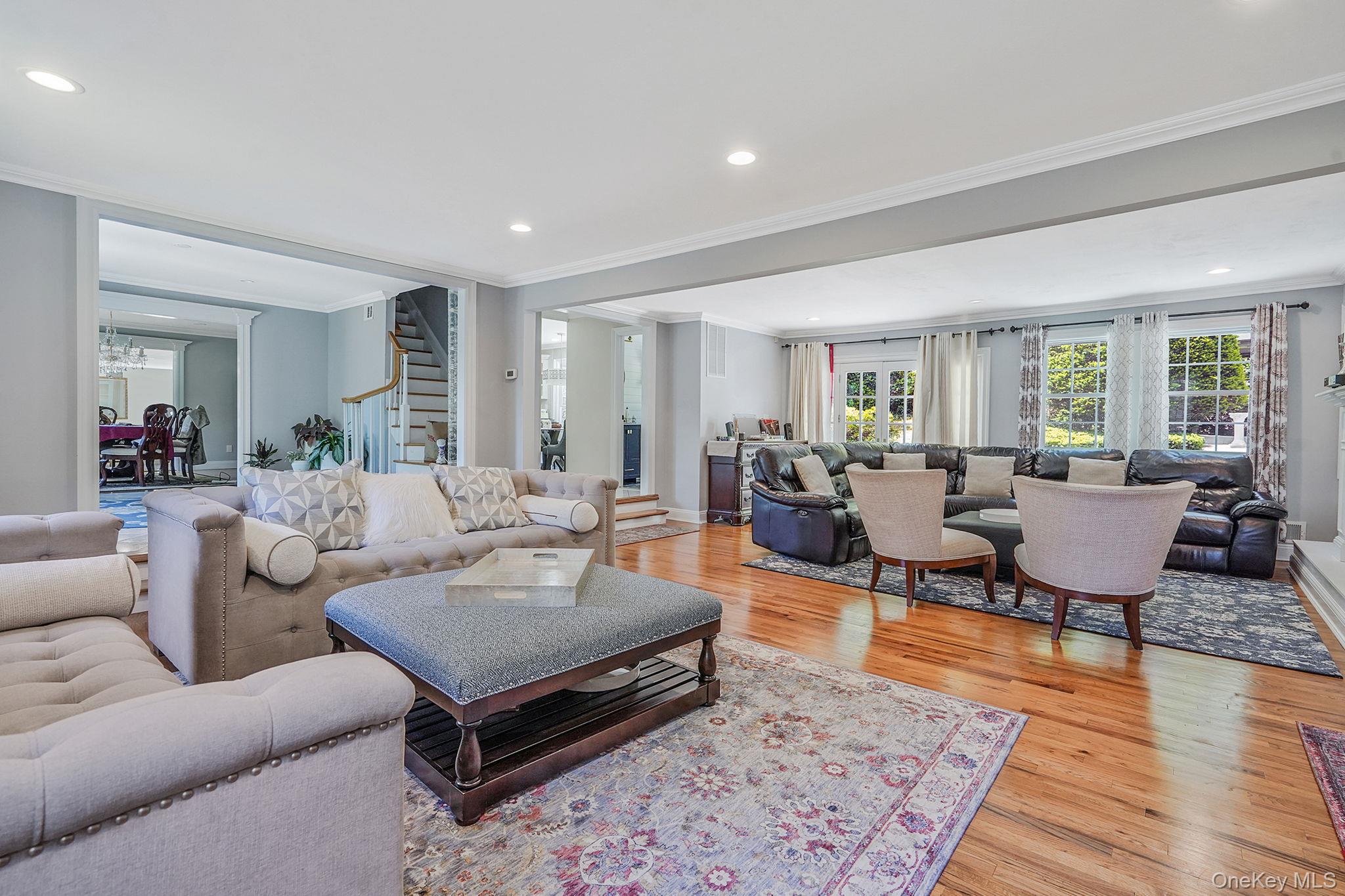 11 Country Squire Court, Dix Hills, NY 11746