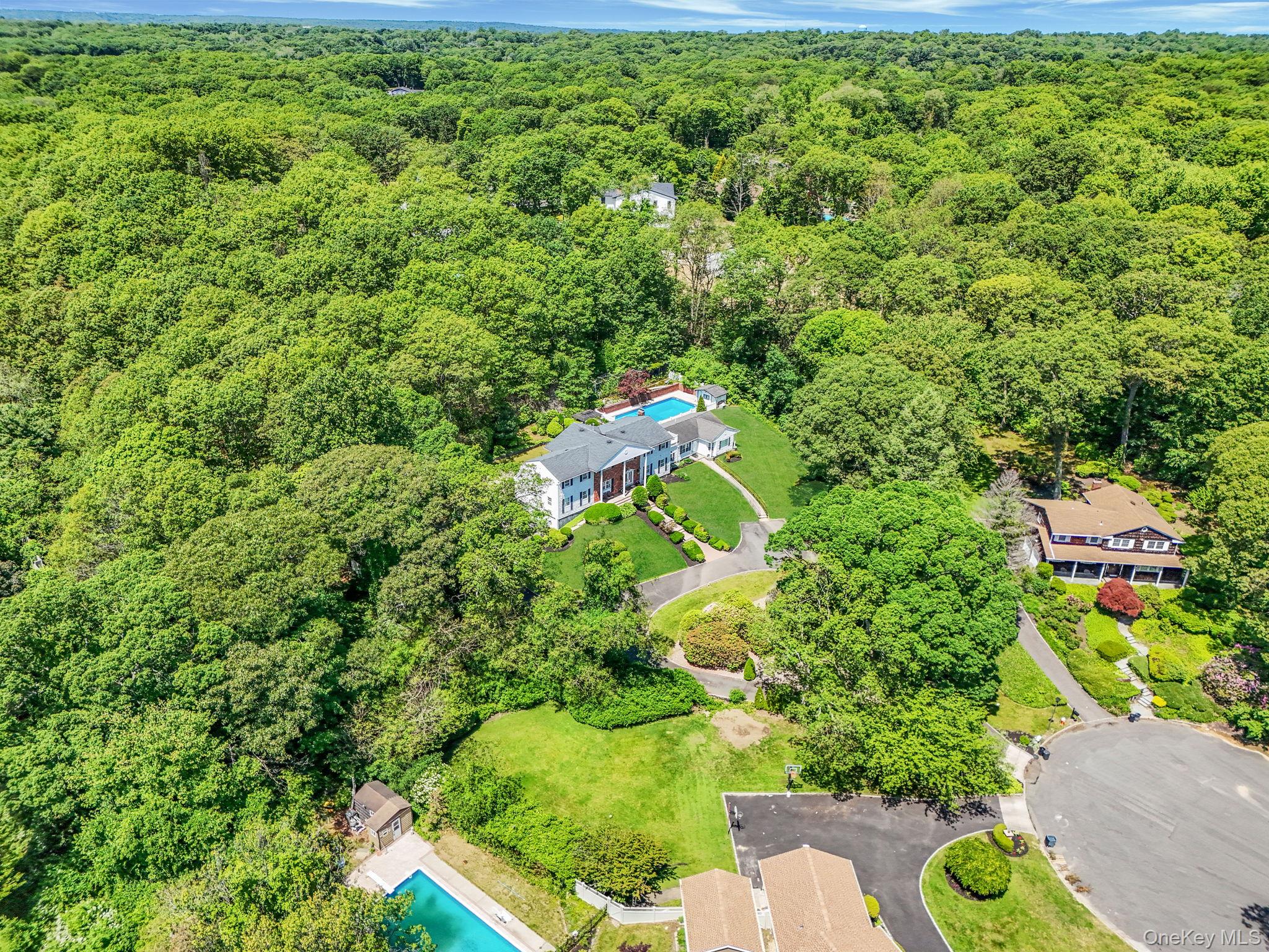 11 Country Squire Court, Dix Hills, NY 11746