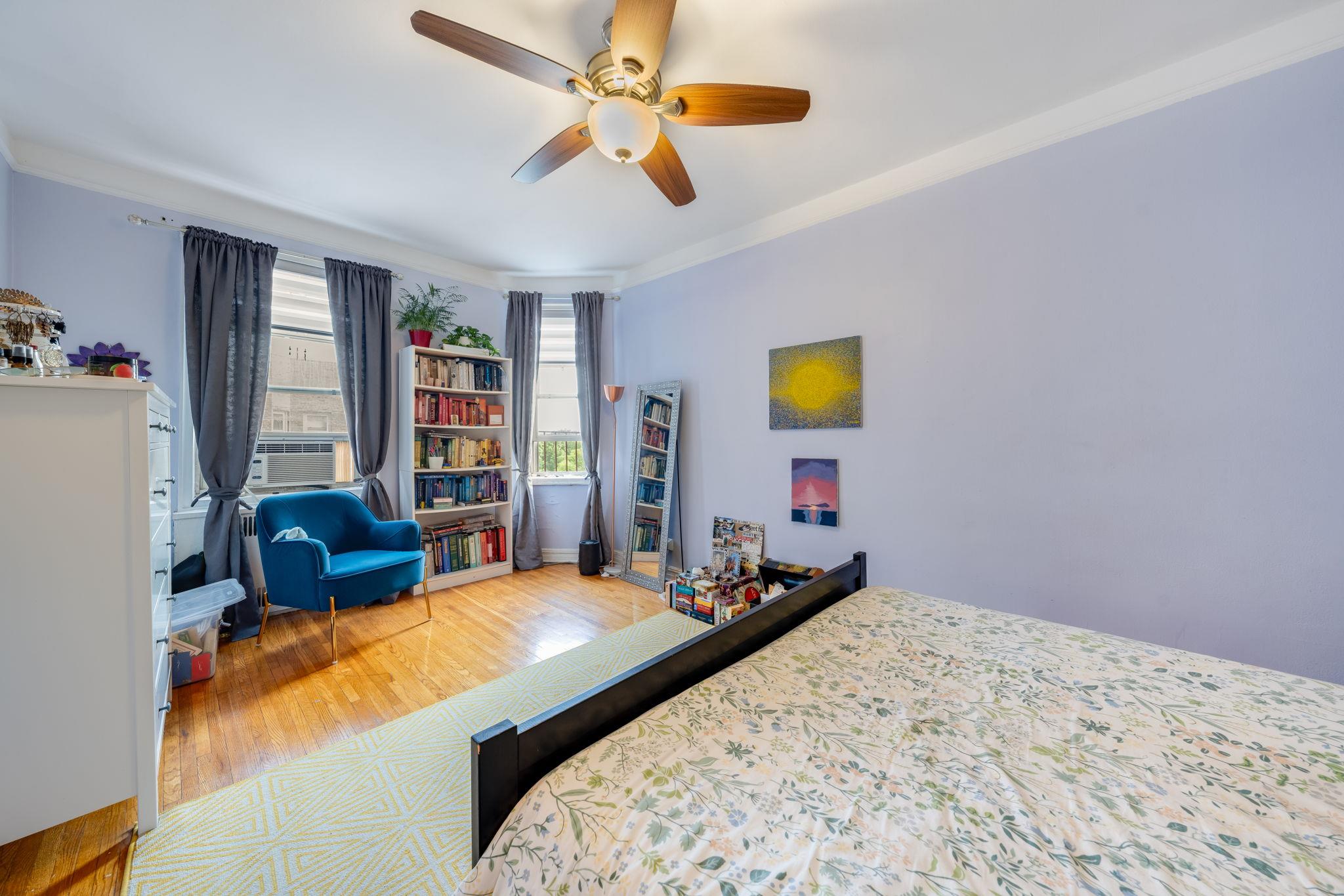 84-49 168th Street # 6L, Jamaica Hills, NY 11432