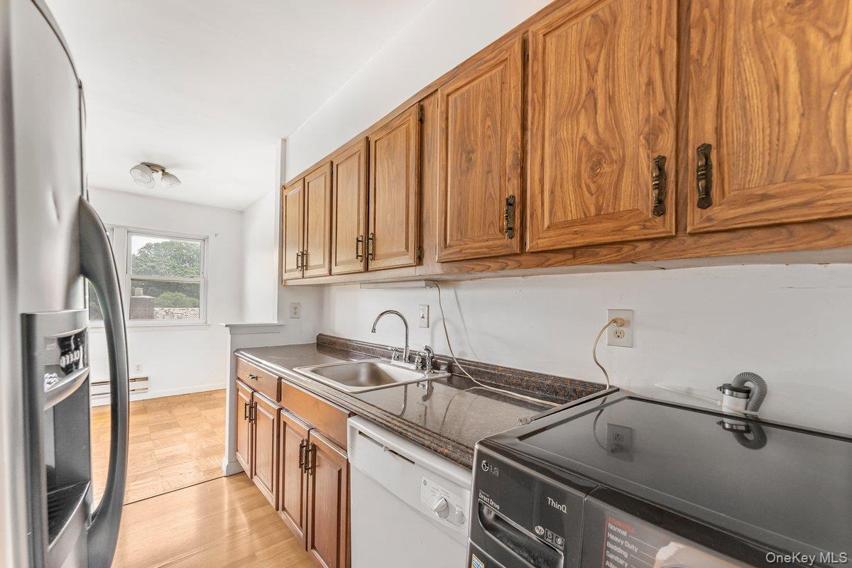 77 Lorraine Terrace # 336, Mount Vernon, NY 10553