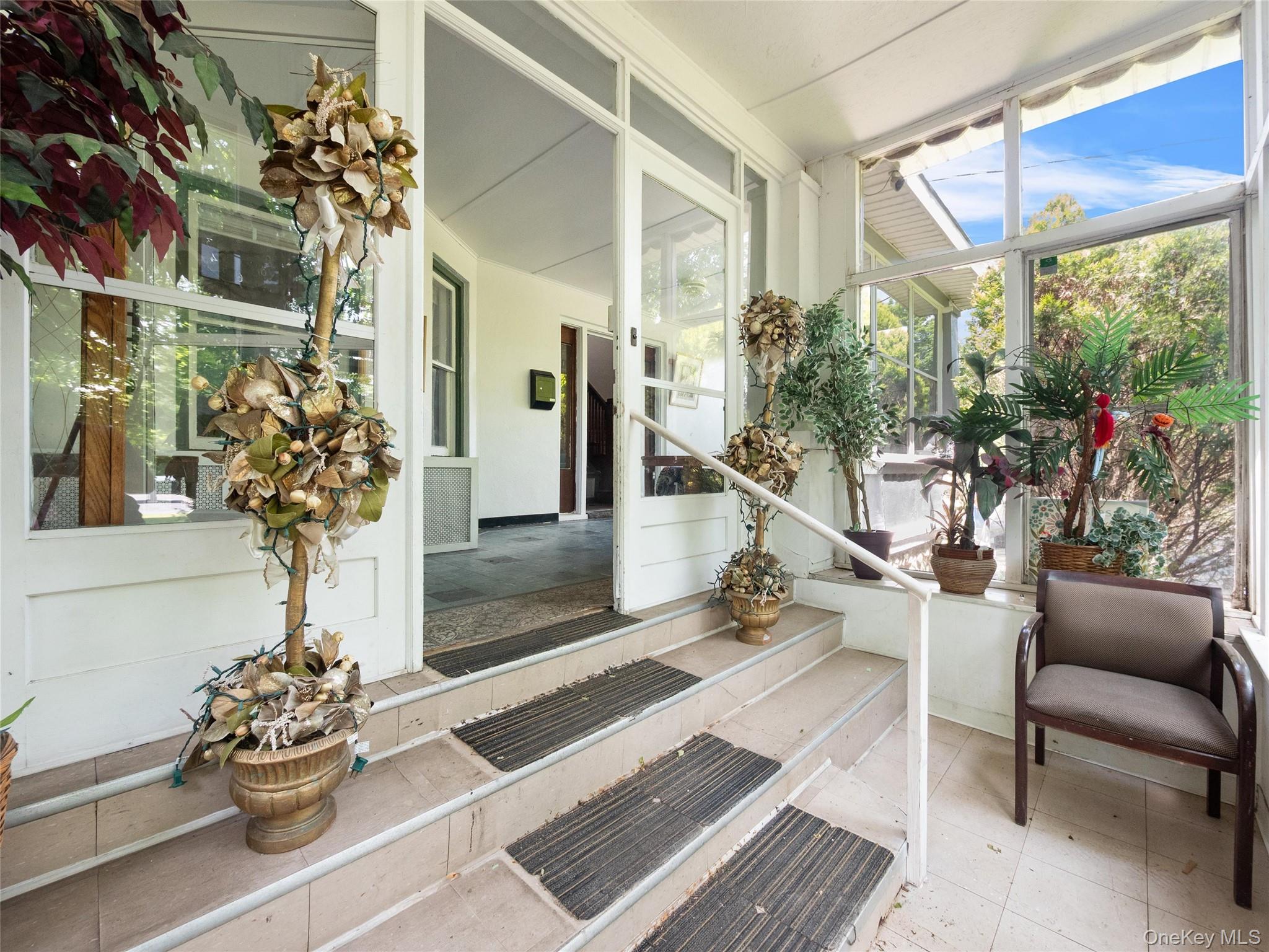 247-249 N Middletown Road, Pearl River, NY 10965