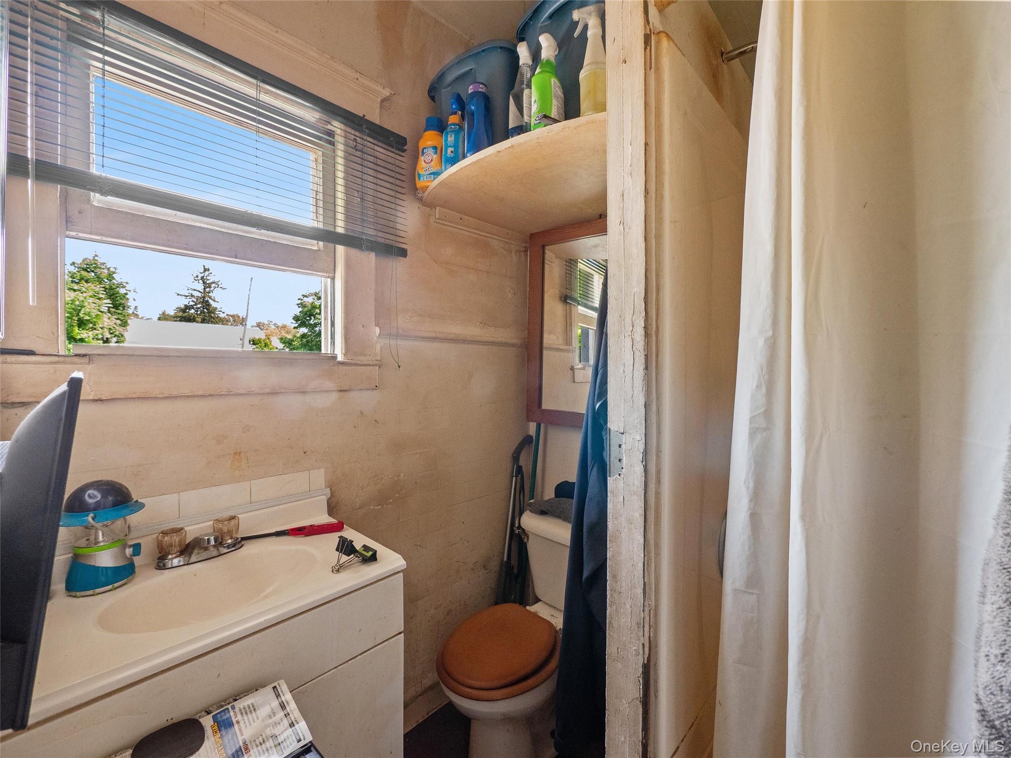 247-249 N Middletown Road, Pearl River, NY 10965