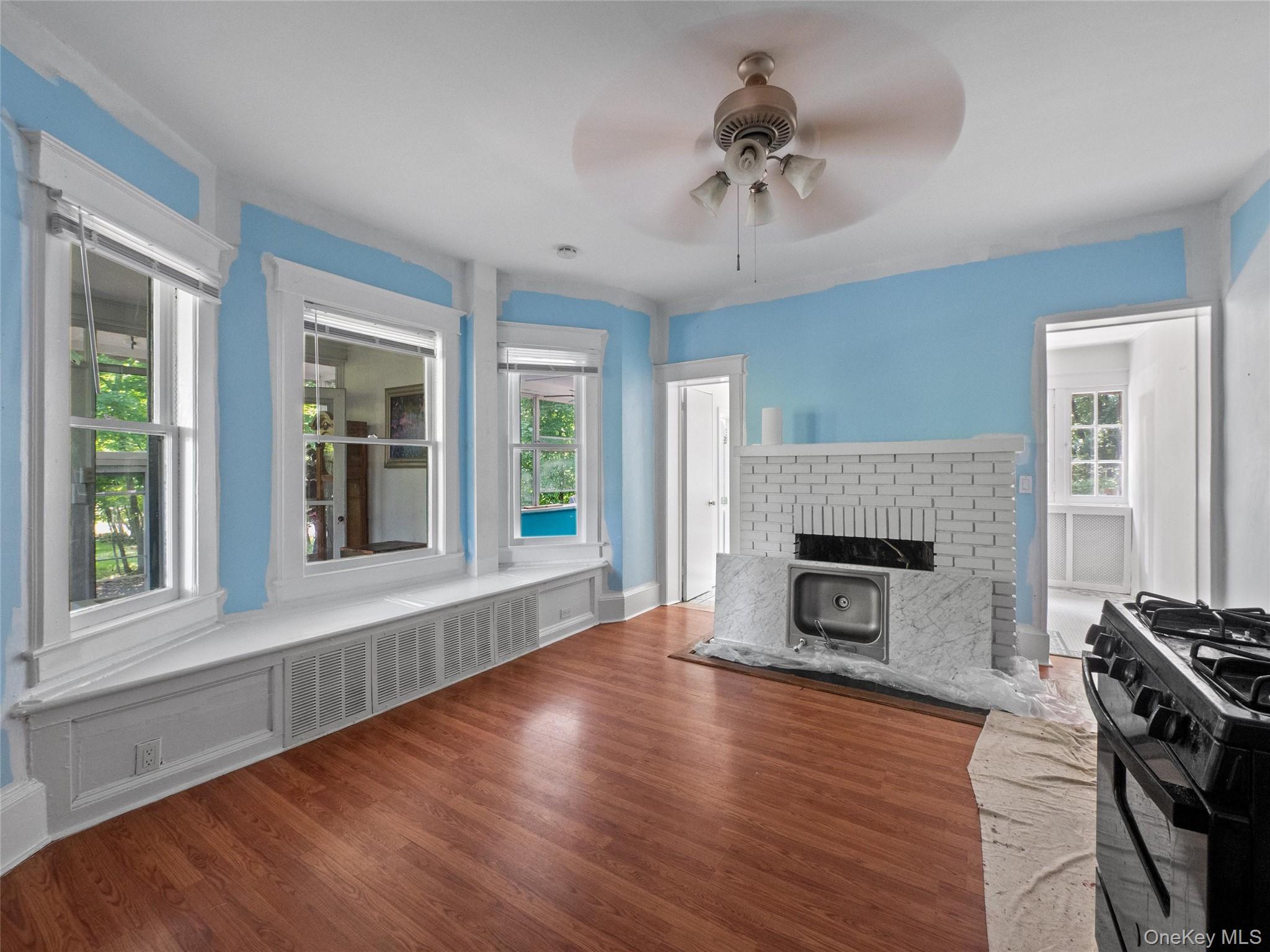 247-249 N Middletown Road, Pearl River, NY 10965