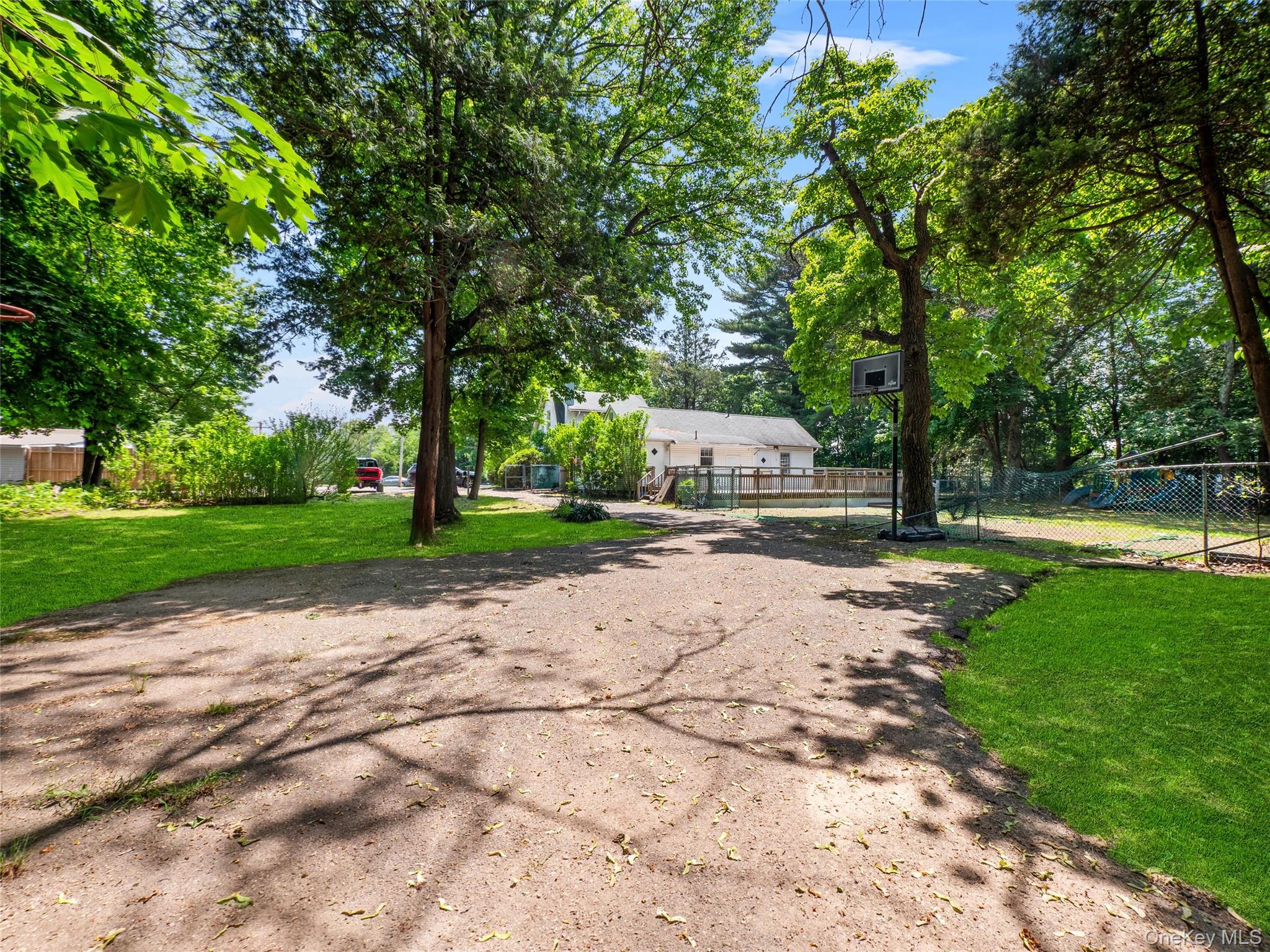 249 N Middletown Road, Pearl River, NY 10965