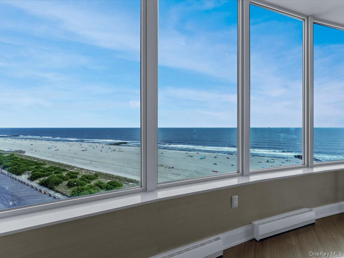 403 E Boardwalk # 806, Long Beach, NY 11561