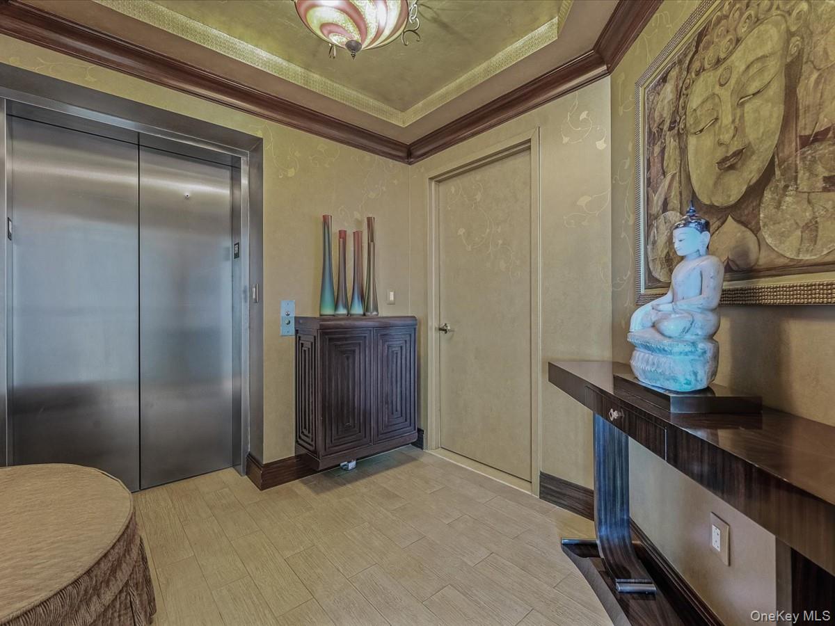 403 E Boardwalk # 806, Long Beach, NY 11561