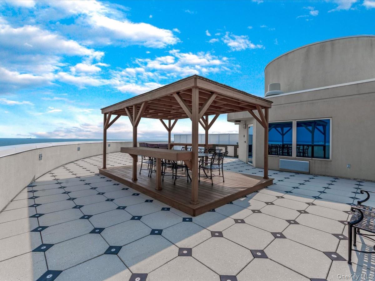 403 E Boardwalk # 806, Long Beach, NY 11561