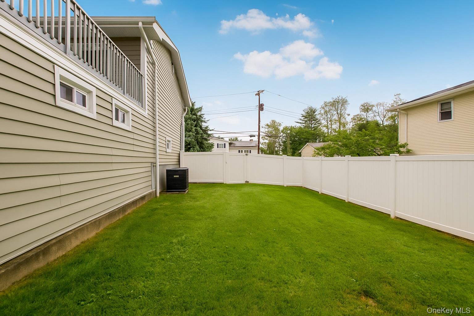 127 Parkview Road, Elmsford, NY 10523