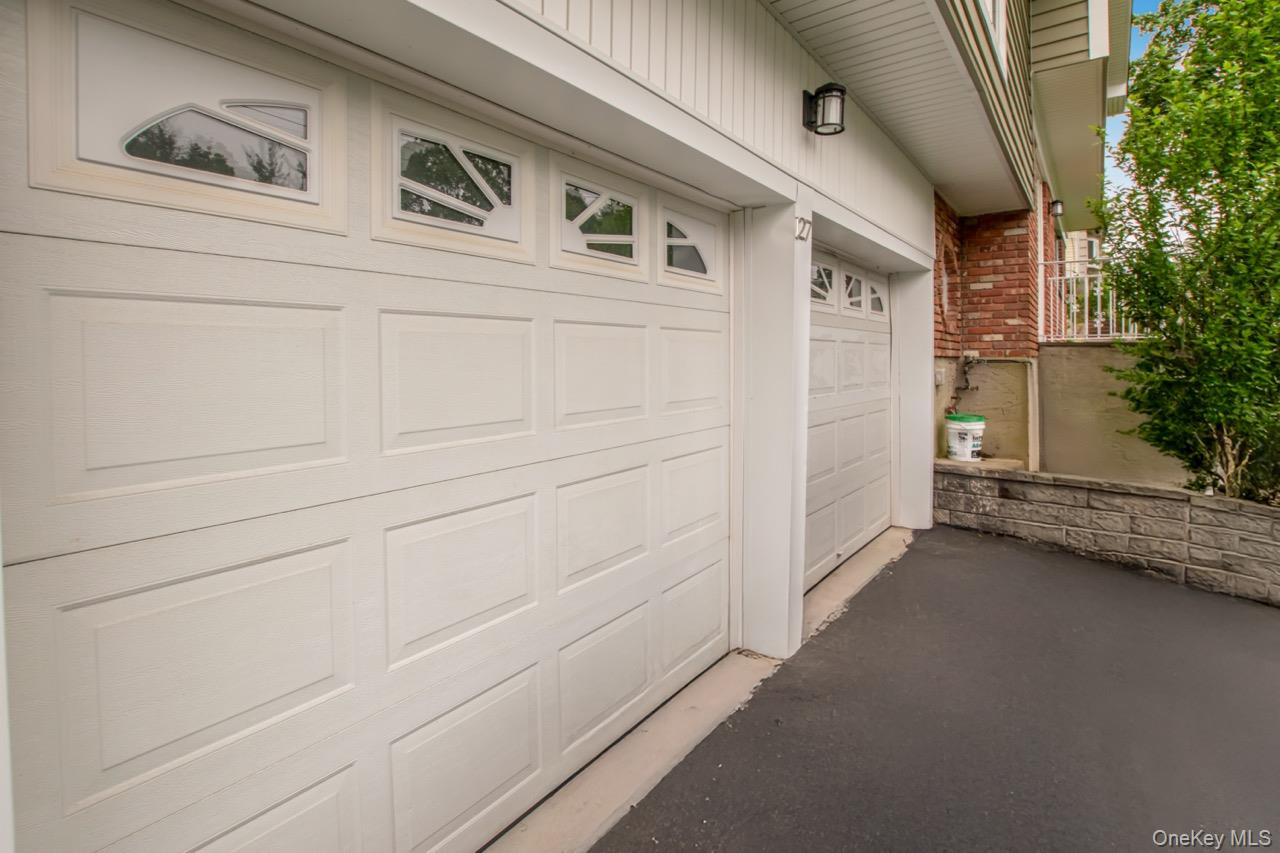 127 Parkview Road, Elmsford, NY 10523