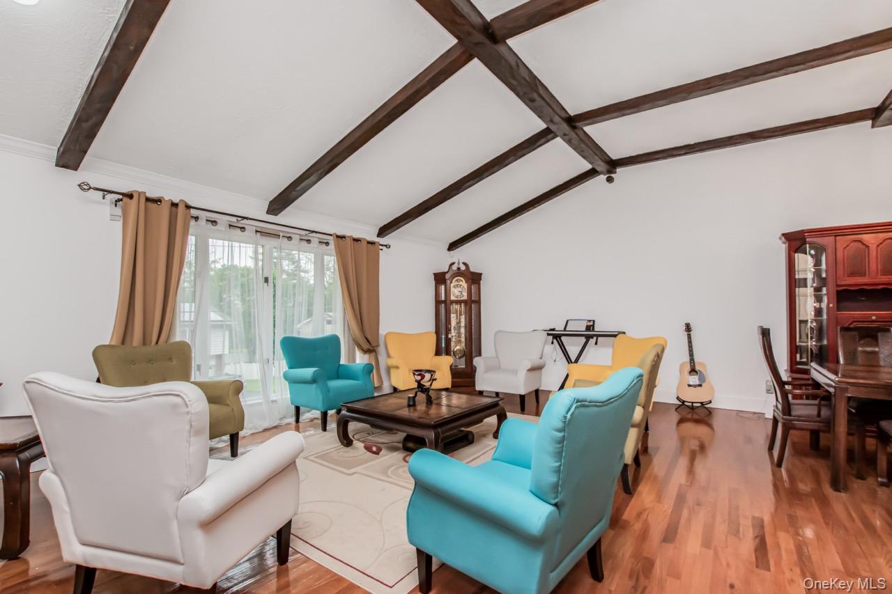 127 Parkview Road, Elmsford, NY 10523