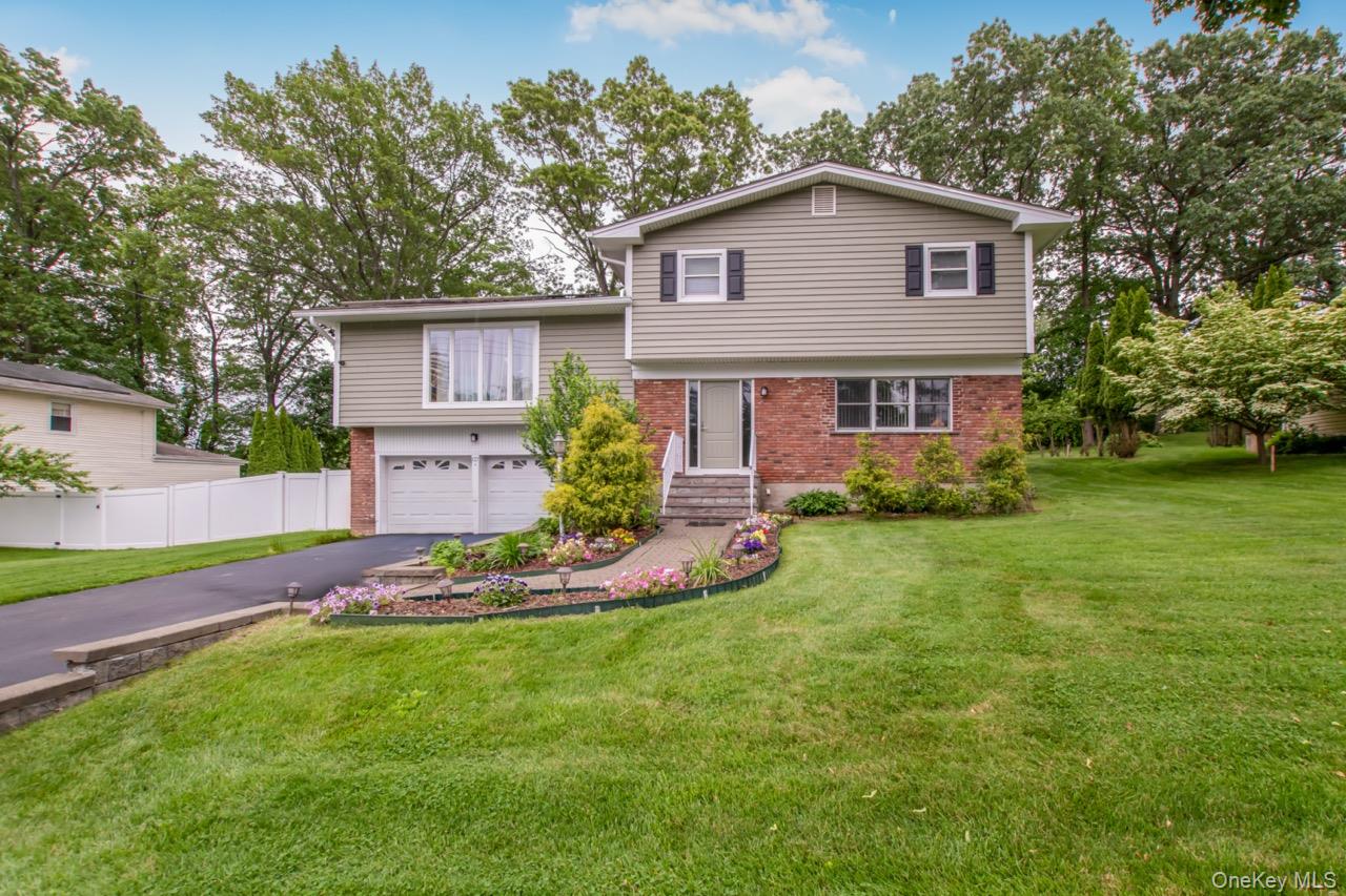 127 Parkview Road, Elmsford, NY 10523