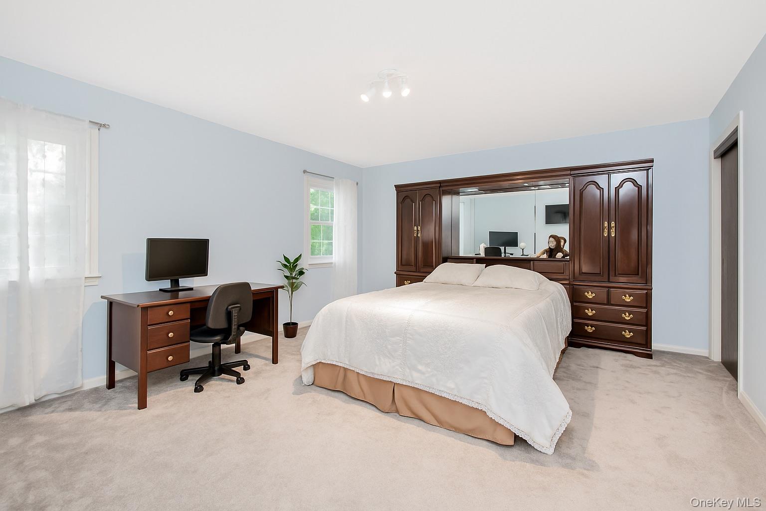 127 Parkview Road, Elmsford, NY 10523