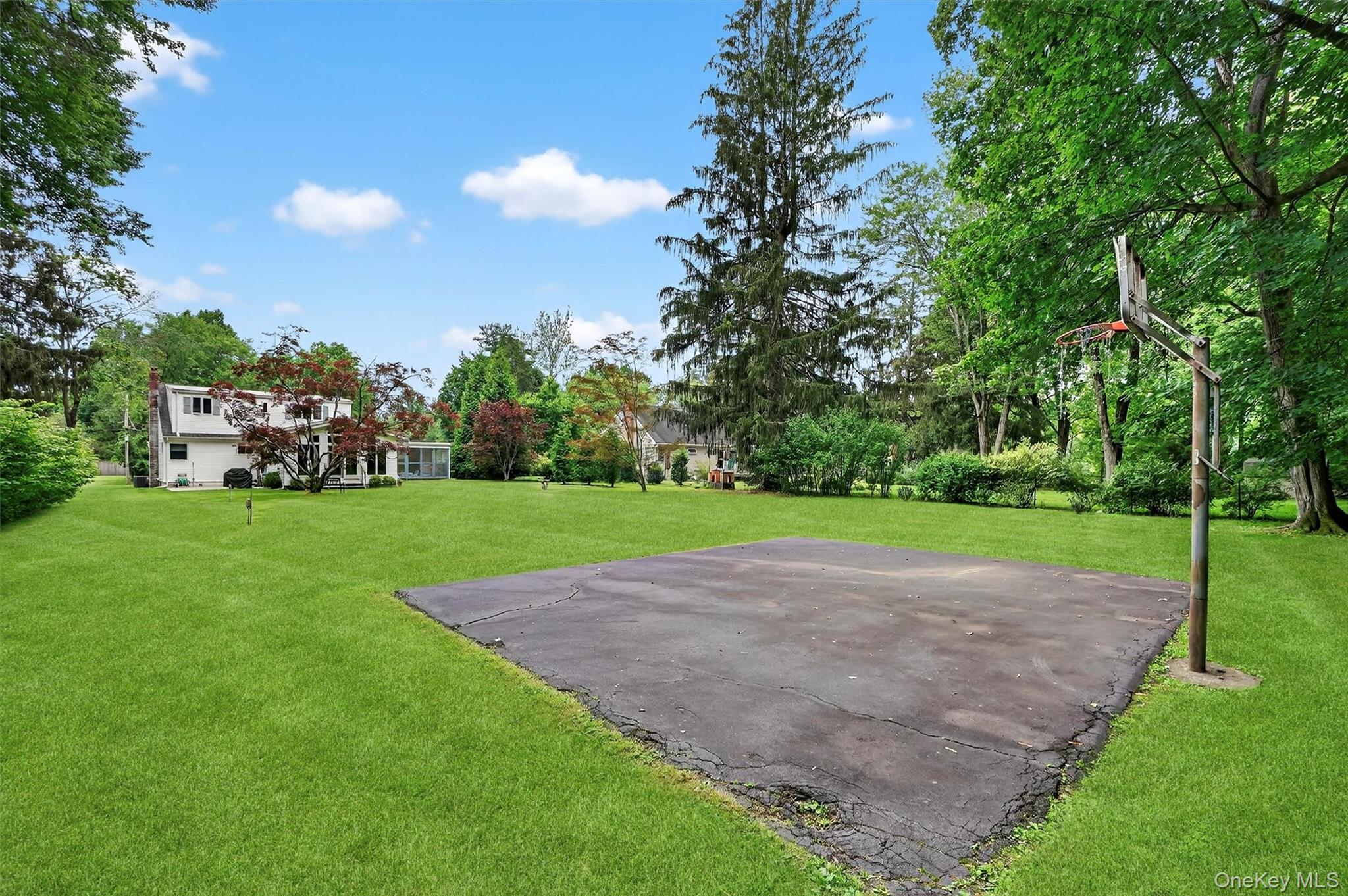 86 Derfuss Lane, Blauvelt, NY 10913