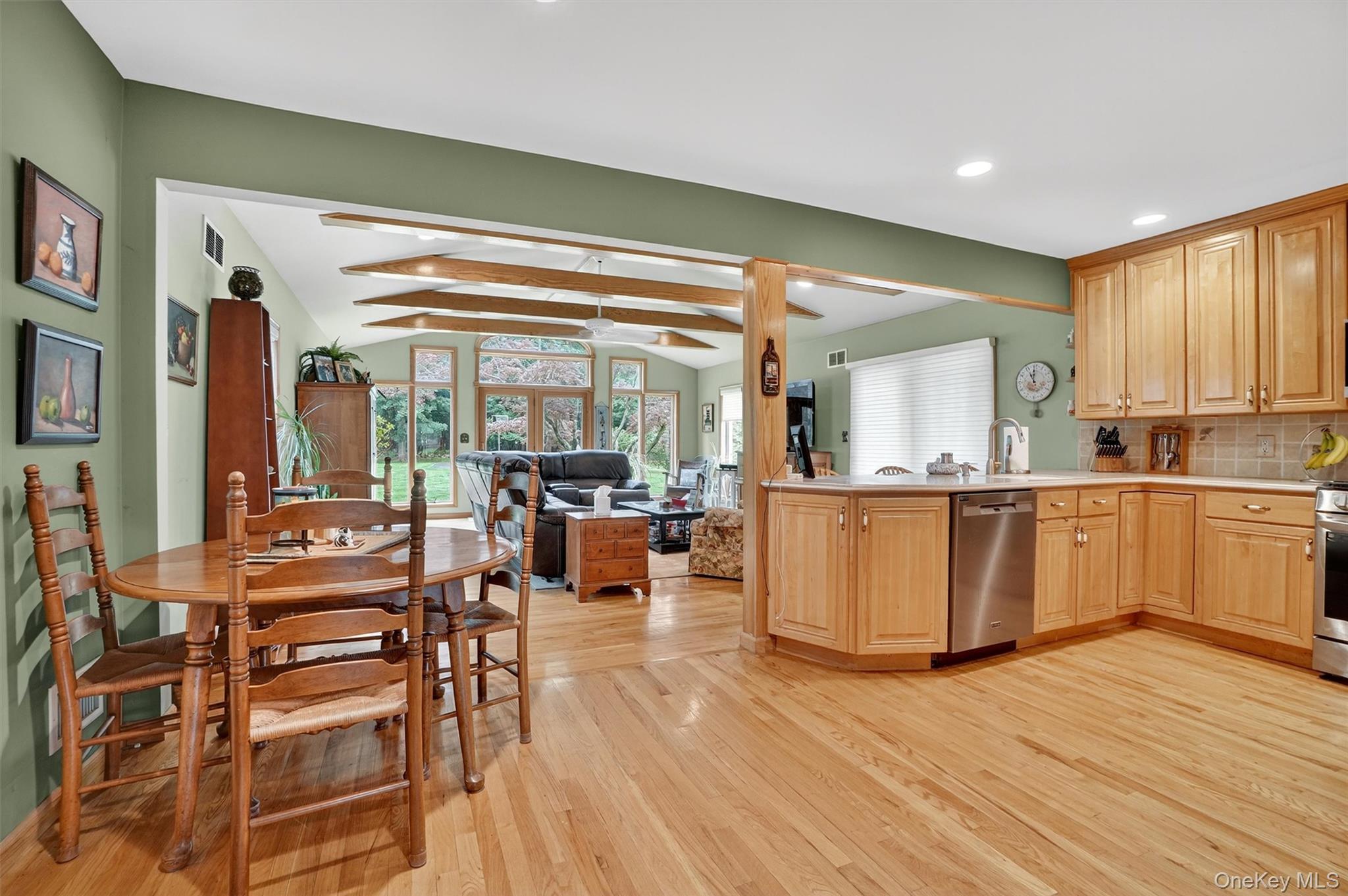 86 Derfuss Lane, Blauvelt, NY 10913