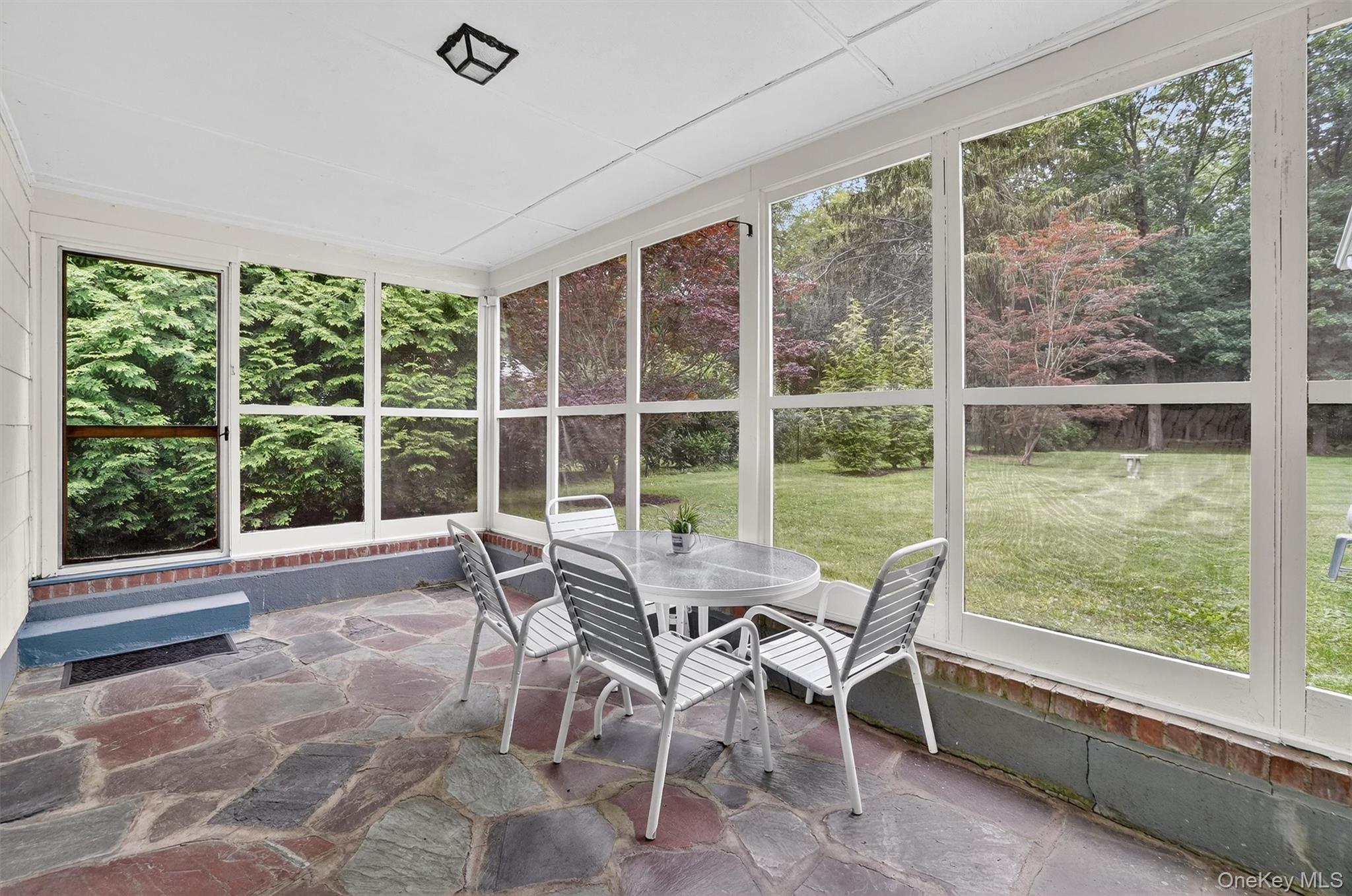 86 Derfuss Lane, Blauvelt, NY 10913