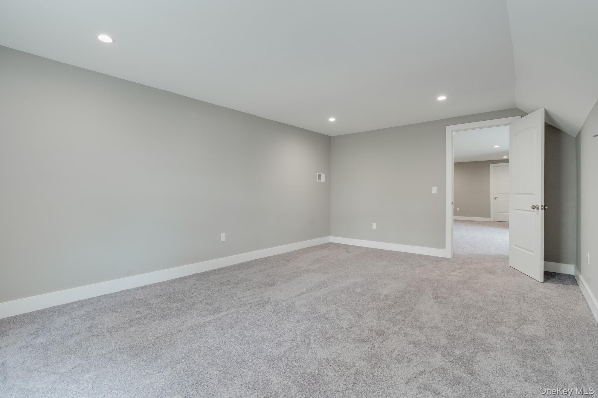 35 Biltmore Drive, Hopewell Junction, NY 12533