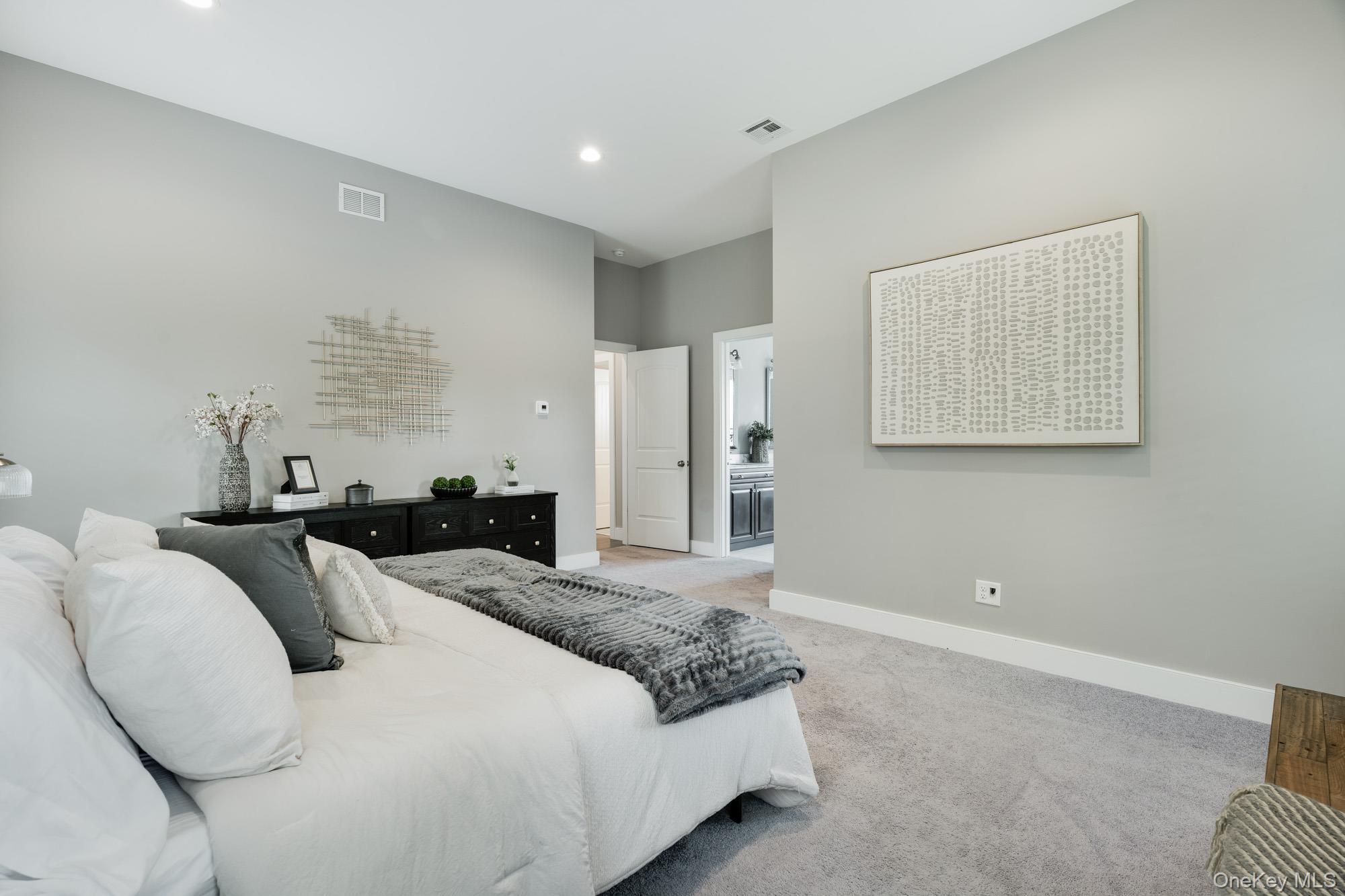 35 Biltmore Drive, Hopewell Junction, NY 12533