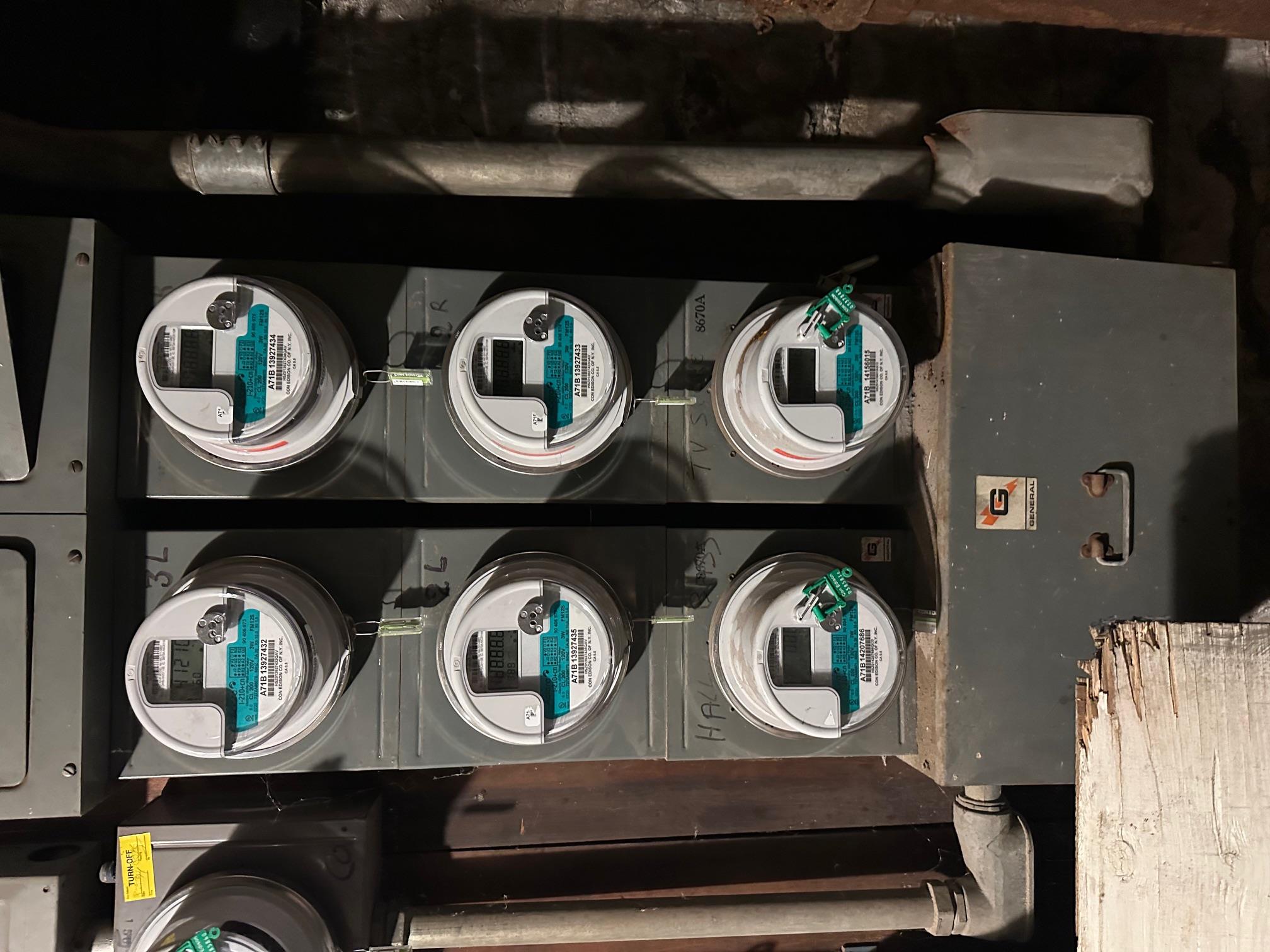 4229 Newtown Road, Astoria, NY 11103