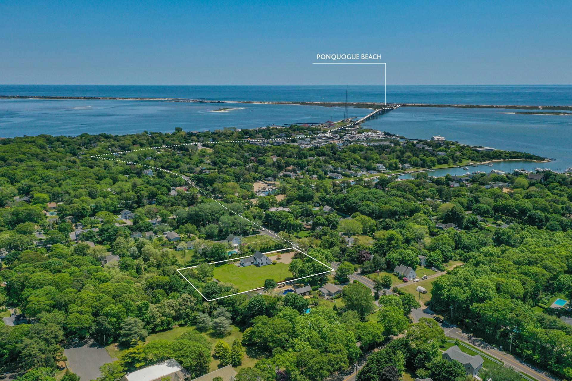 11 Shinnecock Road, Hampton Bays, NY 11946