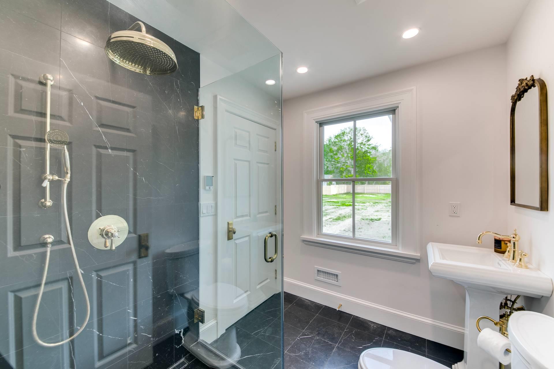 11 Shinnecock Road, Hampton Bays, NY 11946