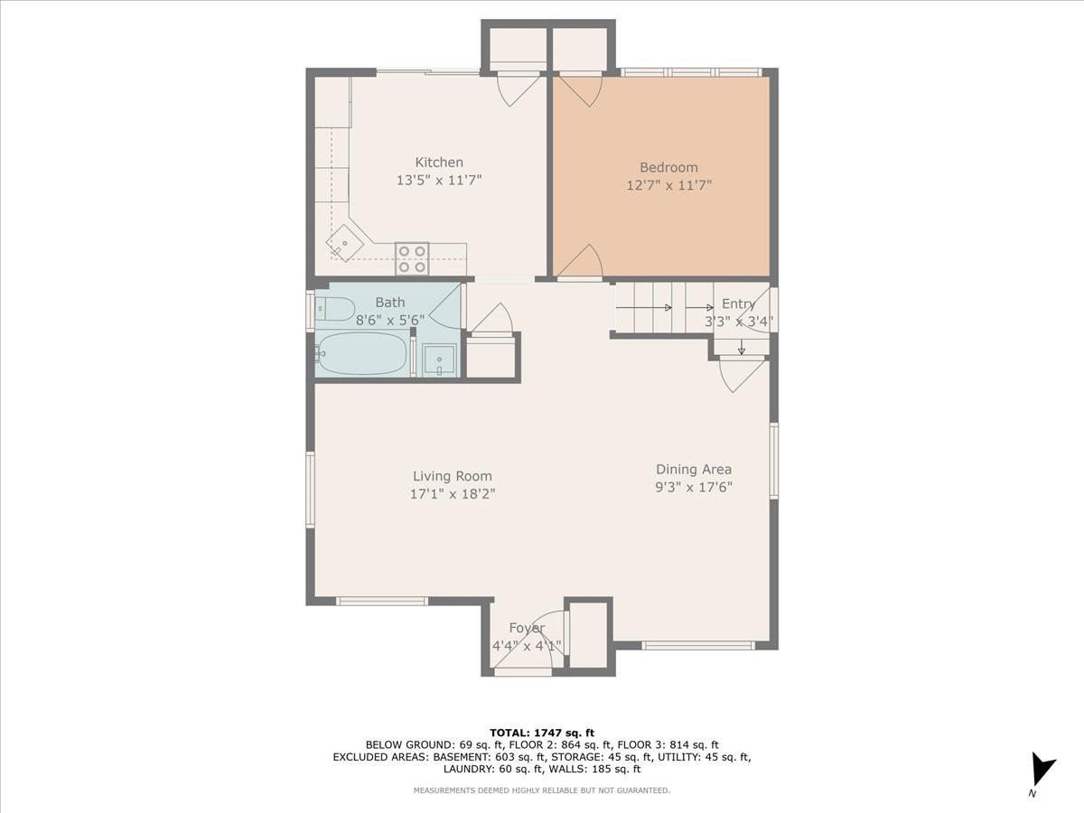 18 Ashland Avenue, New Hyde Park, NY 11040