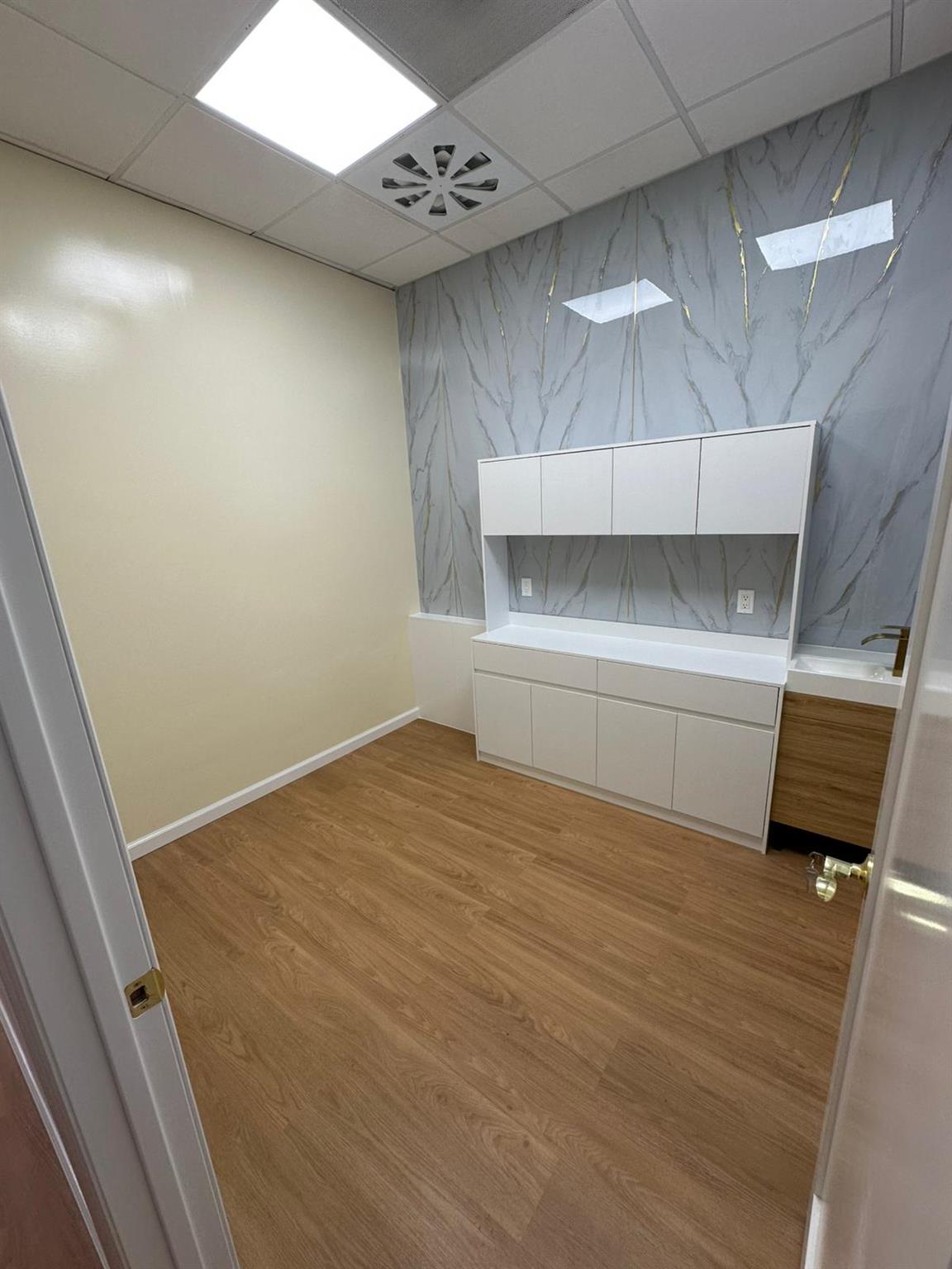 1231 Broadway, Hewlett, NY 11557