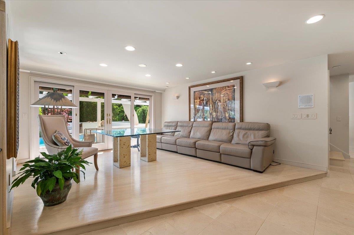 23 Forest Road, Kings Park, NY 11754