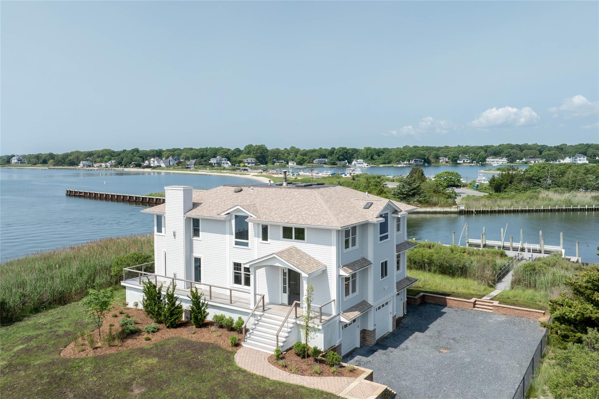 7 Convent Lane, Center Moriches, NY 11934